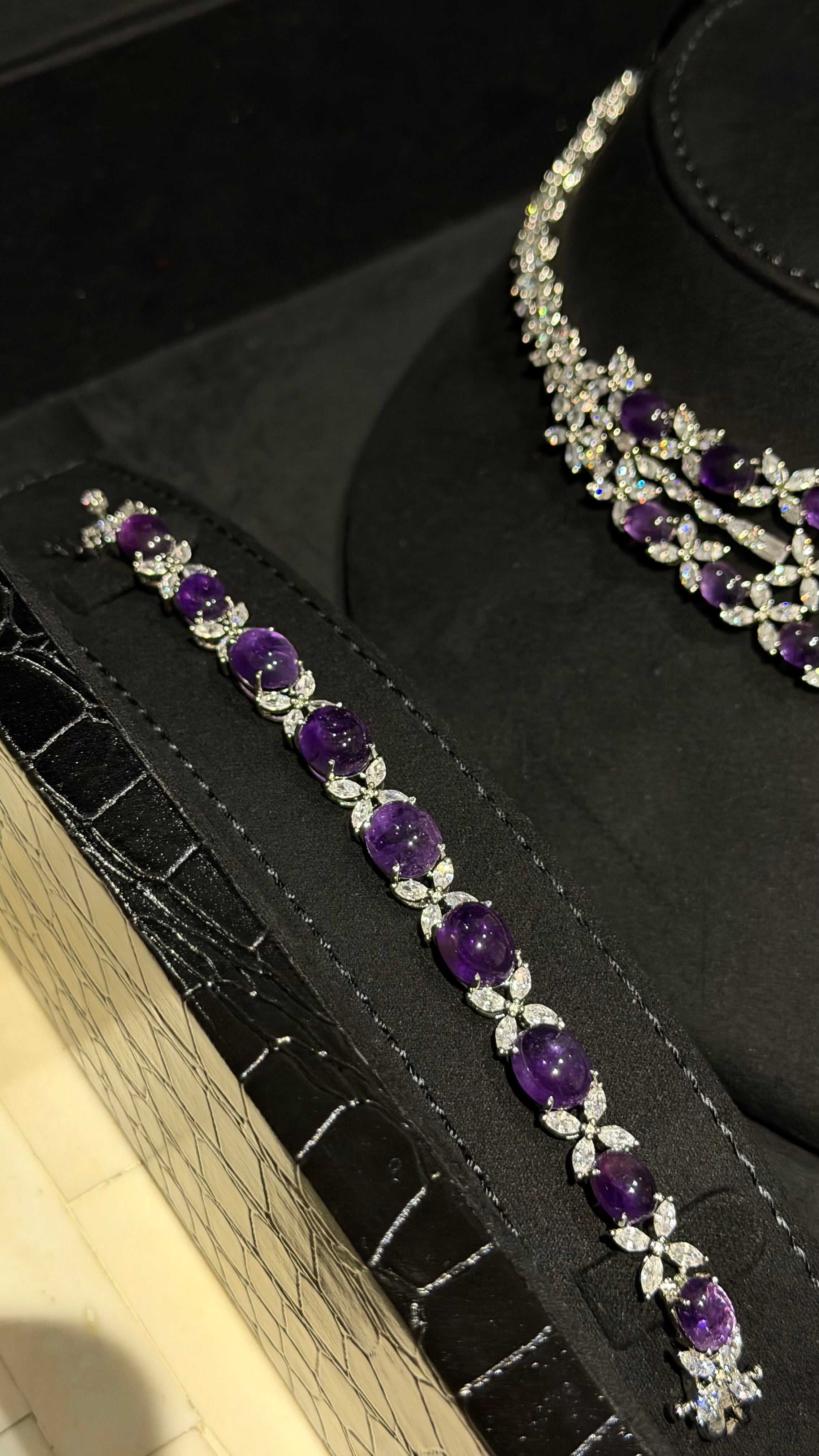 HATTA | PURPLE & LINES