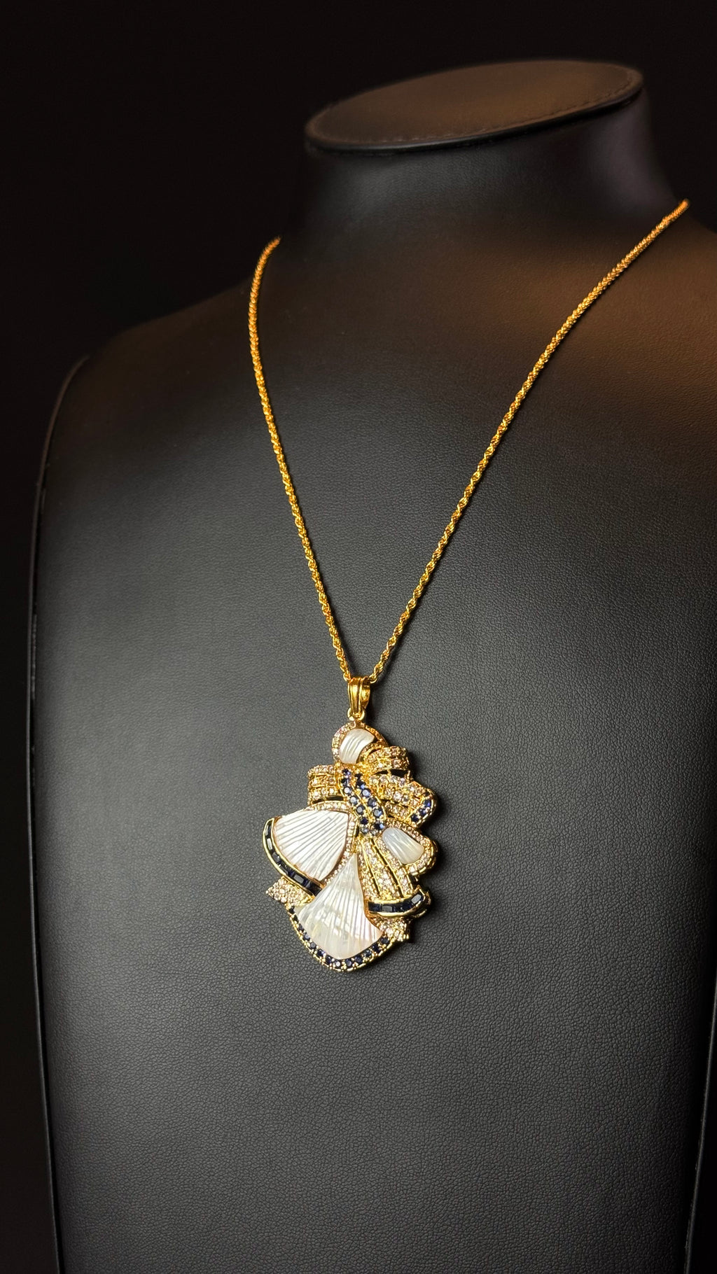 VINTAGE NO.3 | SILVER & BLUE