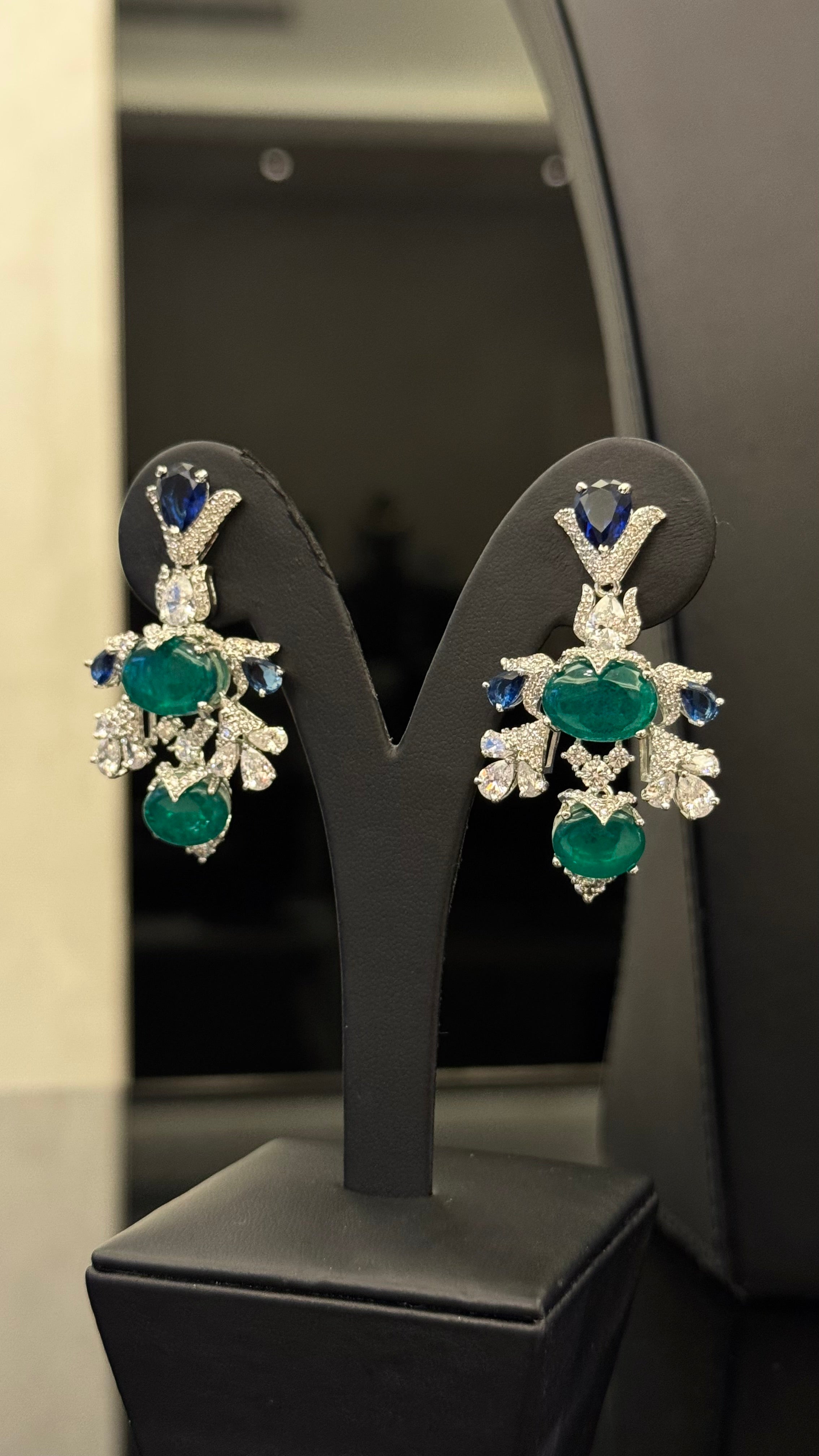 NEW J | GREEN & BLUE