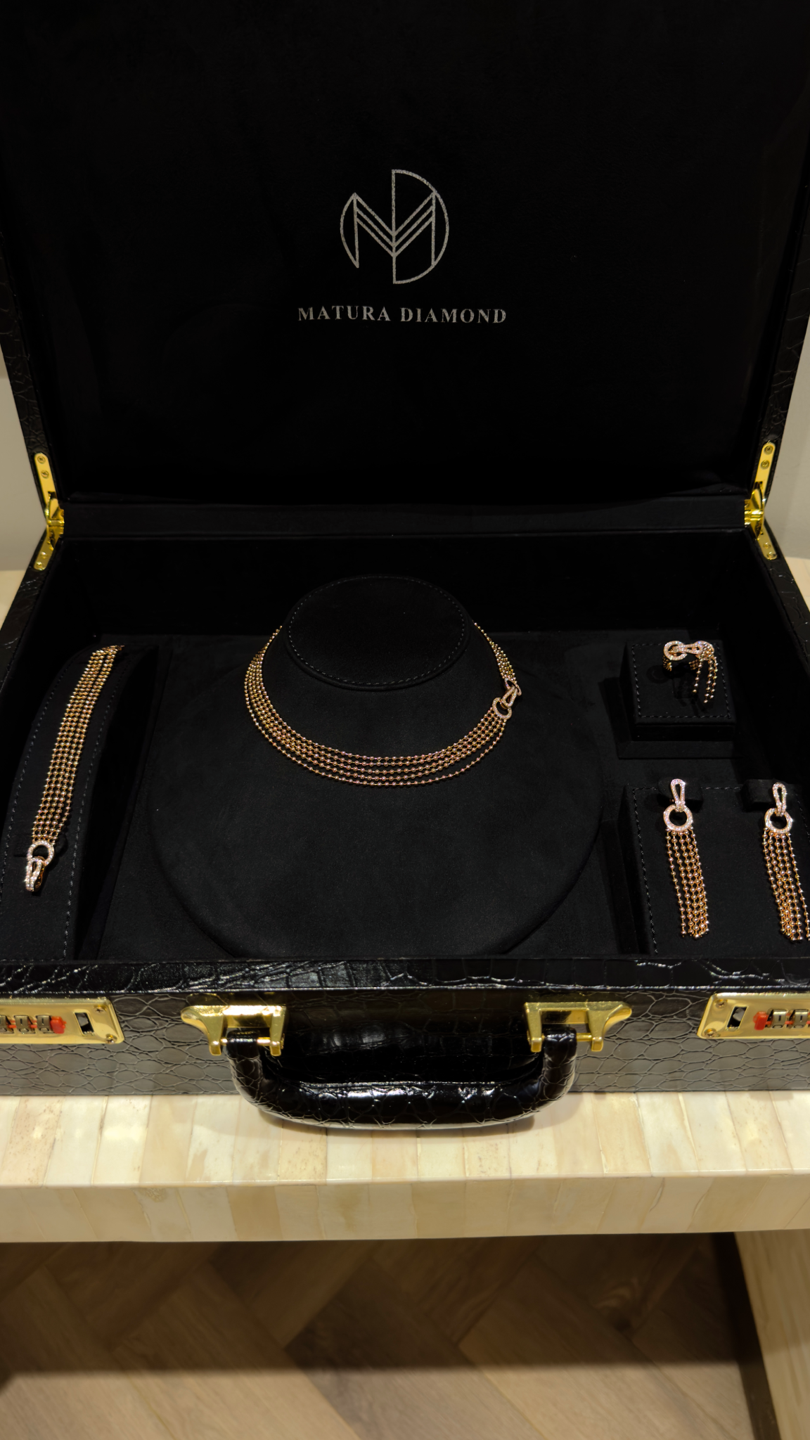 ALMARFA | ROSE GOLDEN
