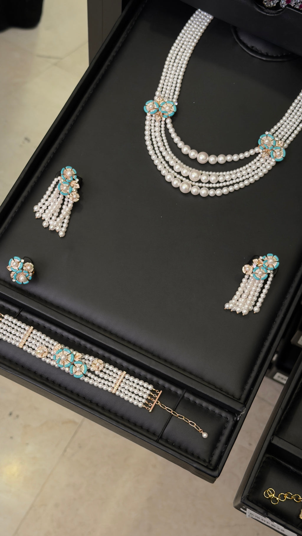 PEARLS-013 | TURQUOISE