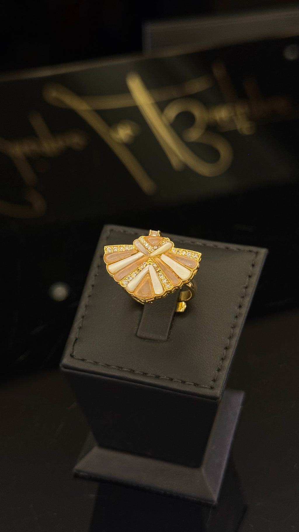 SILVER 046 | PINK & GOLDEN