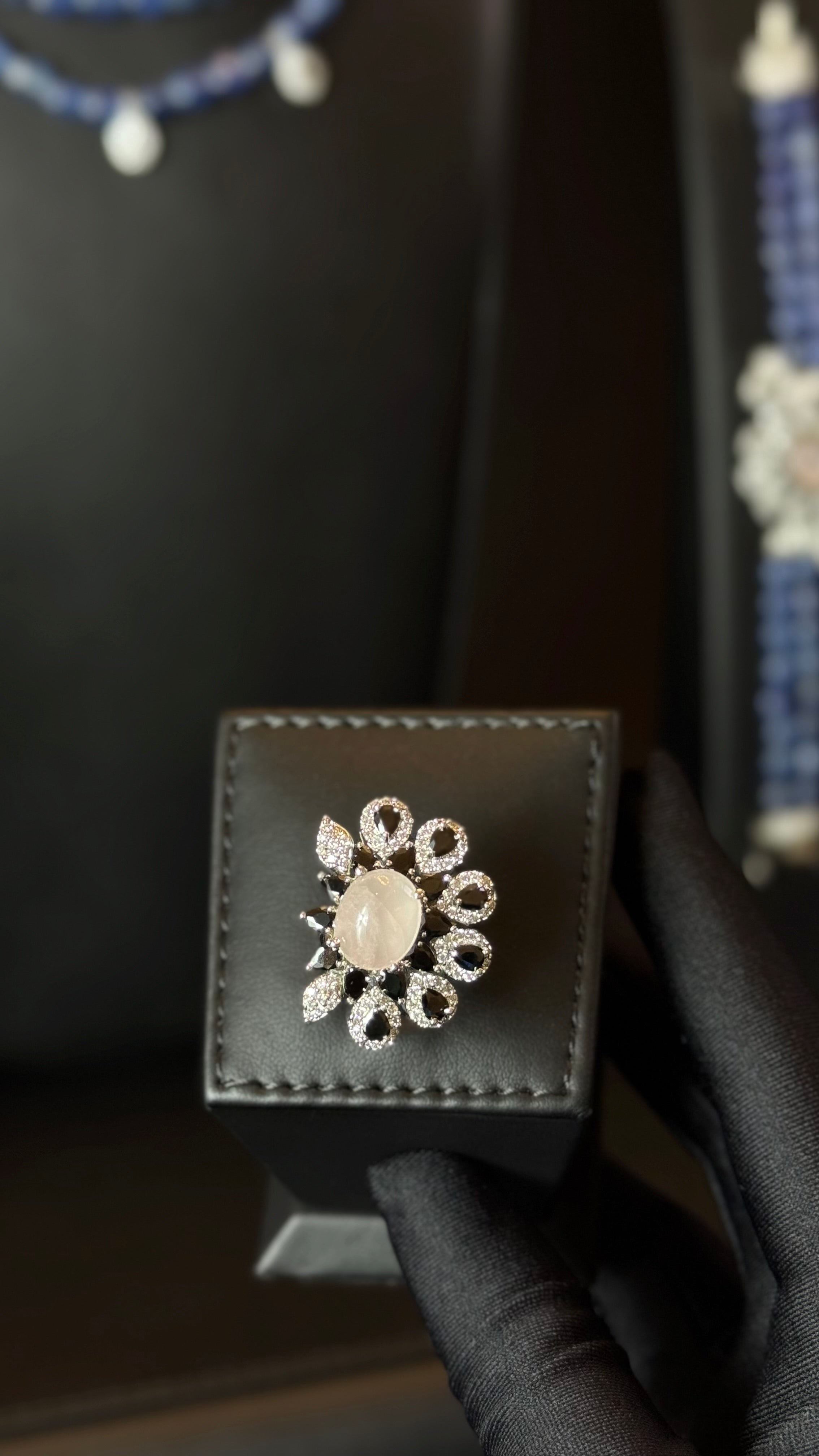 NAKHEEL | BLUE & PINK & BLACK