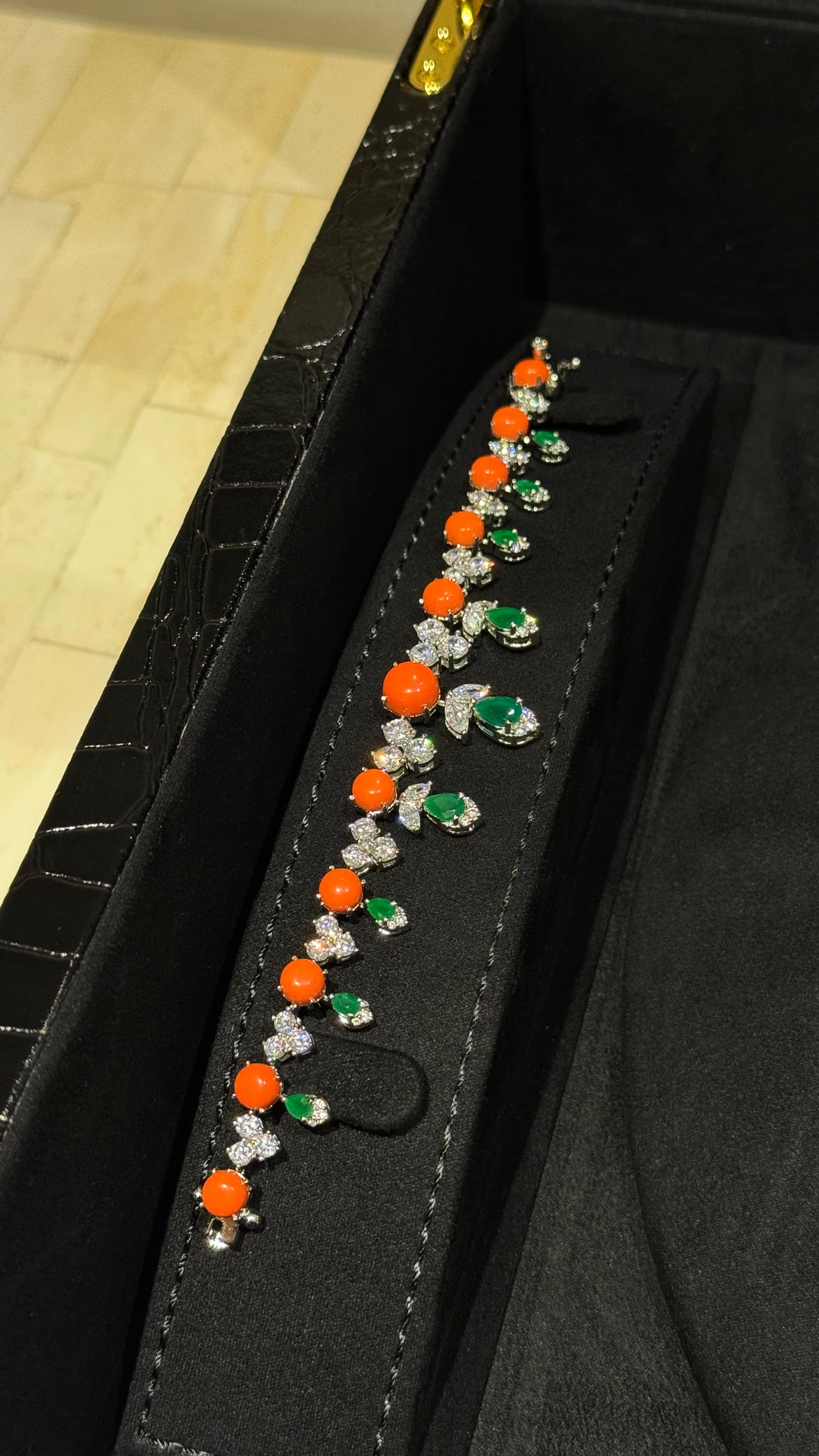 ALJURF | ORANGE & GREEN