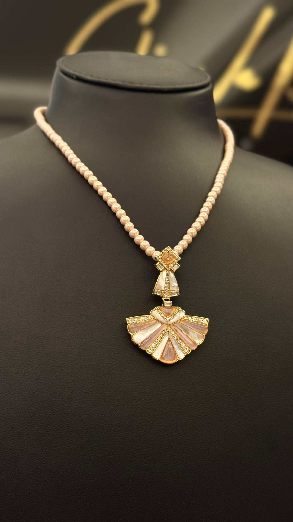 SILVER 046 | PINK & GOLDEN