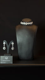 ALSAFA | WHITE & SILVER