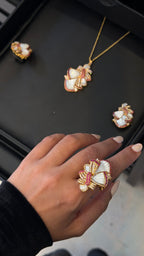 VINTAGE NO.3 | SILVER & RED