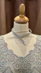 CHOKER ALRUMAILA | WHITE