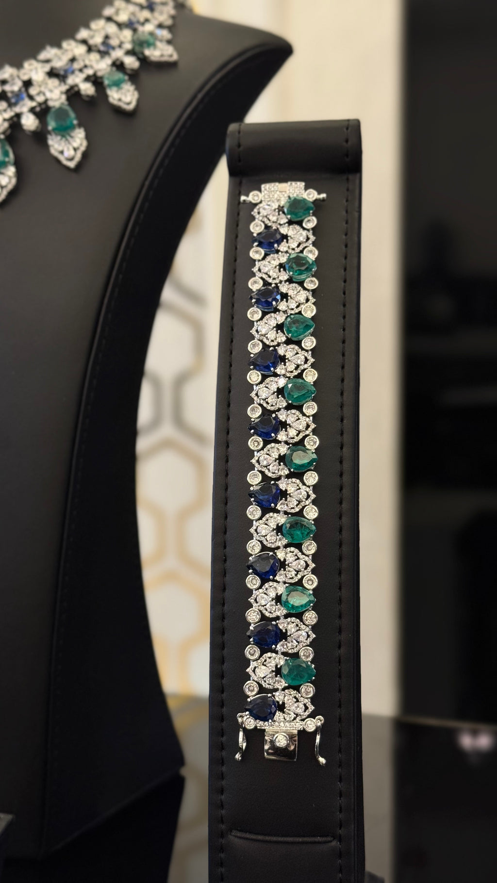 ALQURM | GREEN & BLUE