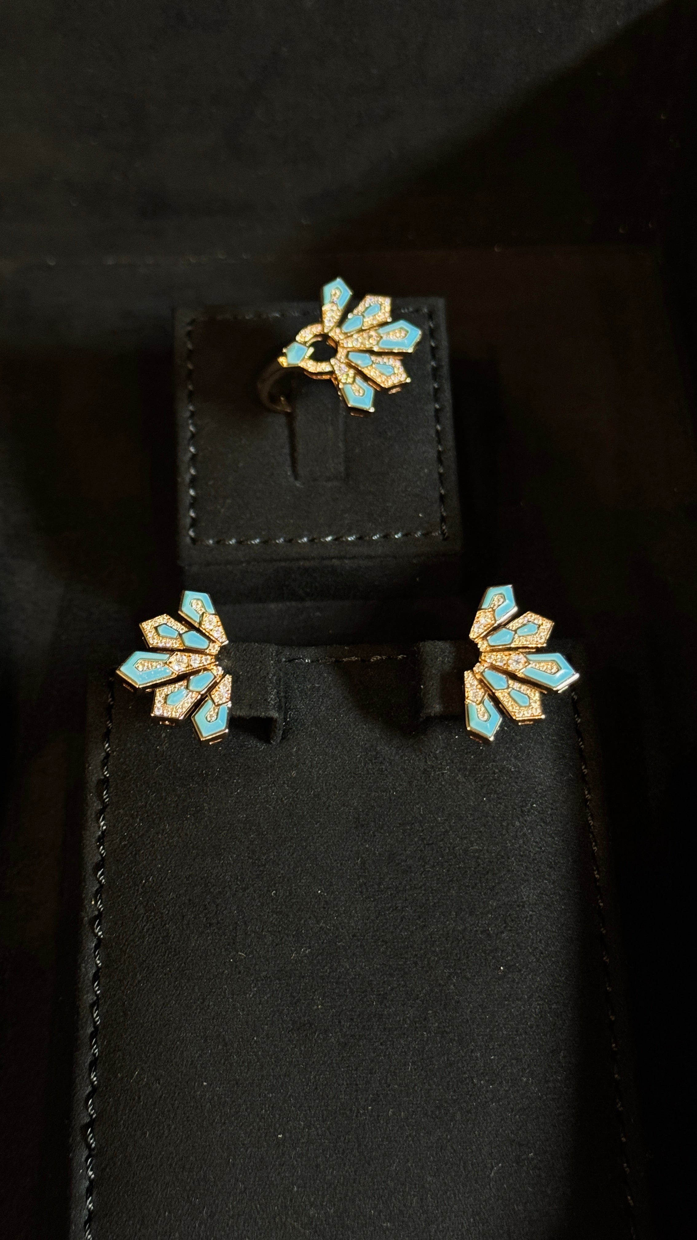 ALMINHAL | TURQUOISE