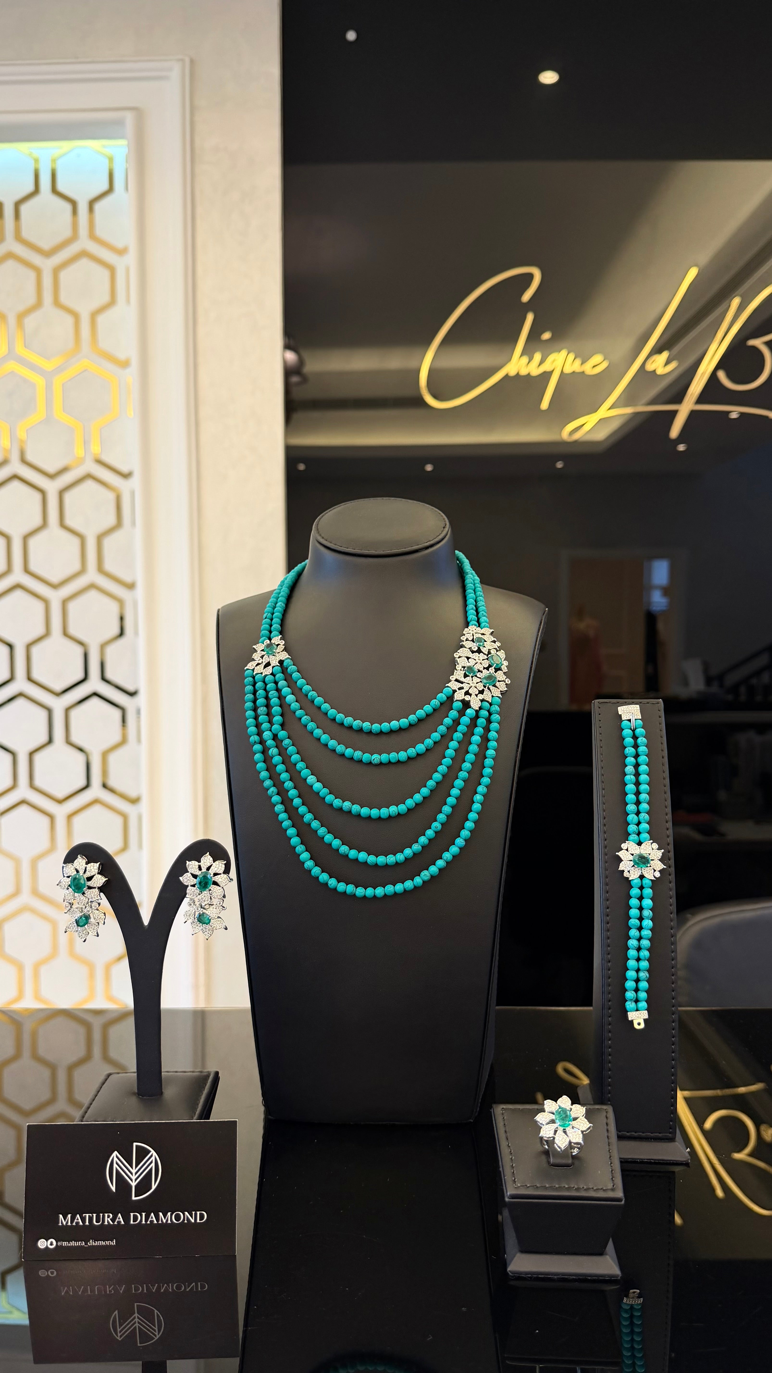 ALKUWAITAT | TURQUOISE