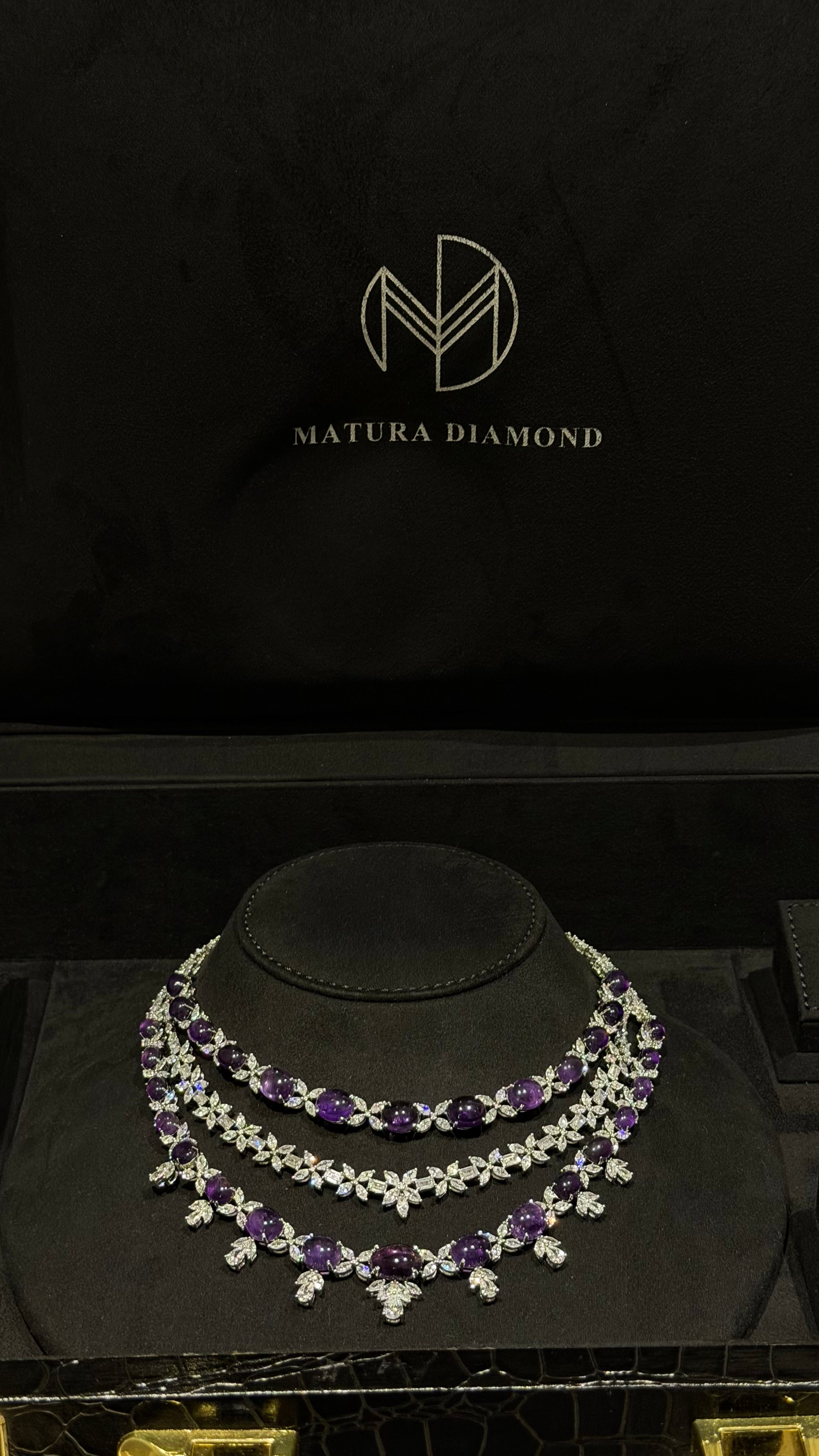 HATTA | PURPLE & LINES