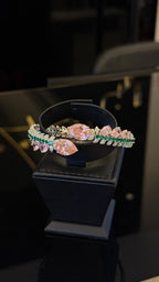 CHOKER ALRUMAILA | PINK & GREEN
