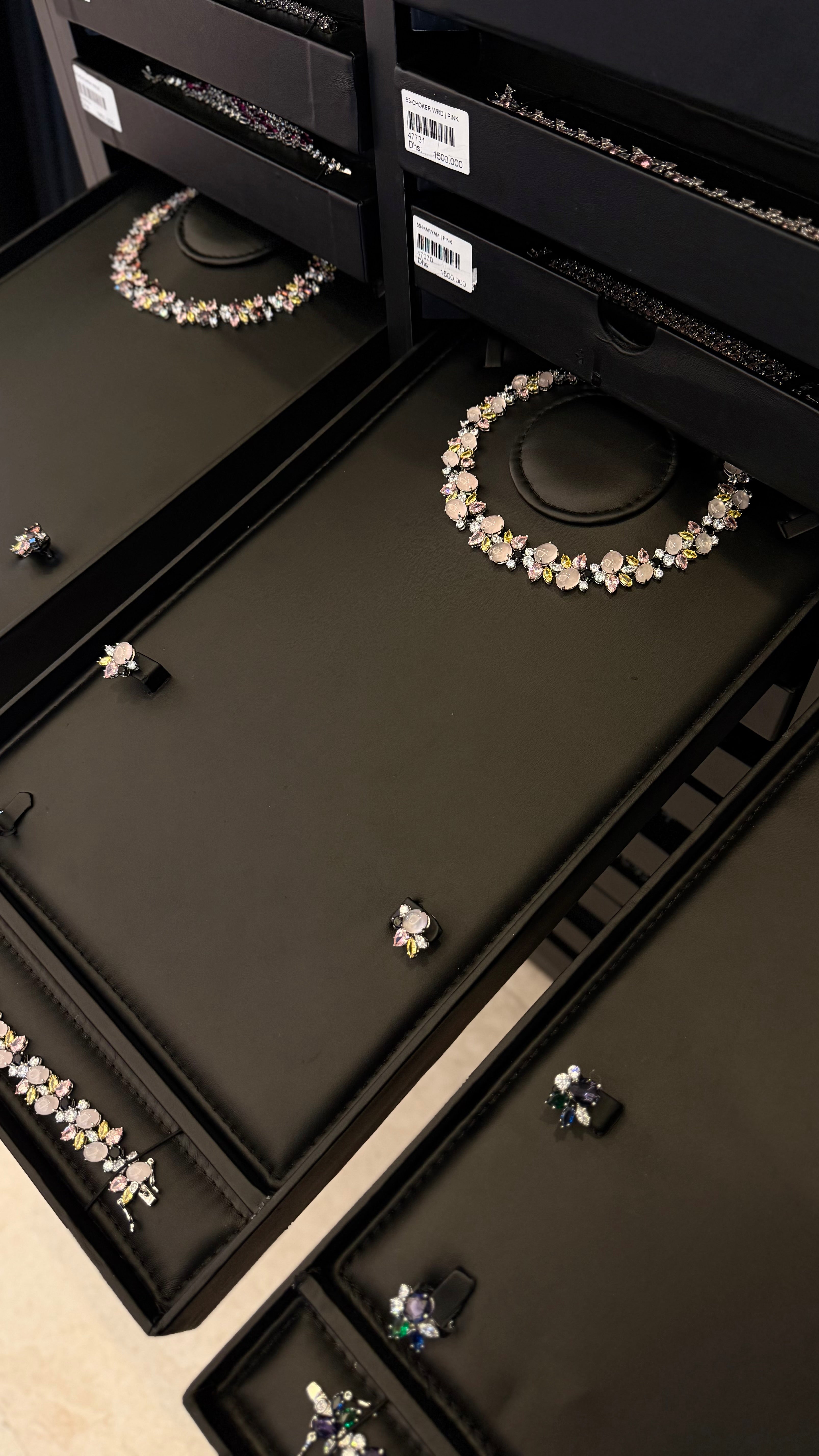 ALMUTAINA | PINK & ROZE QUARTZ