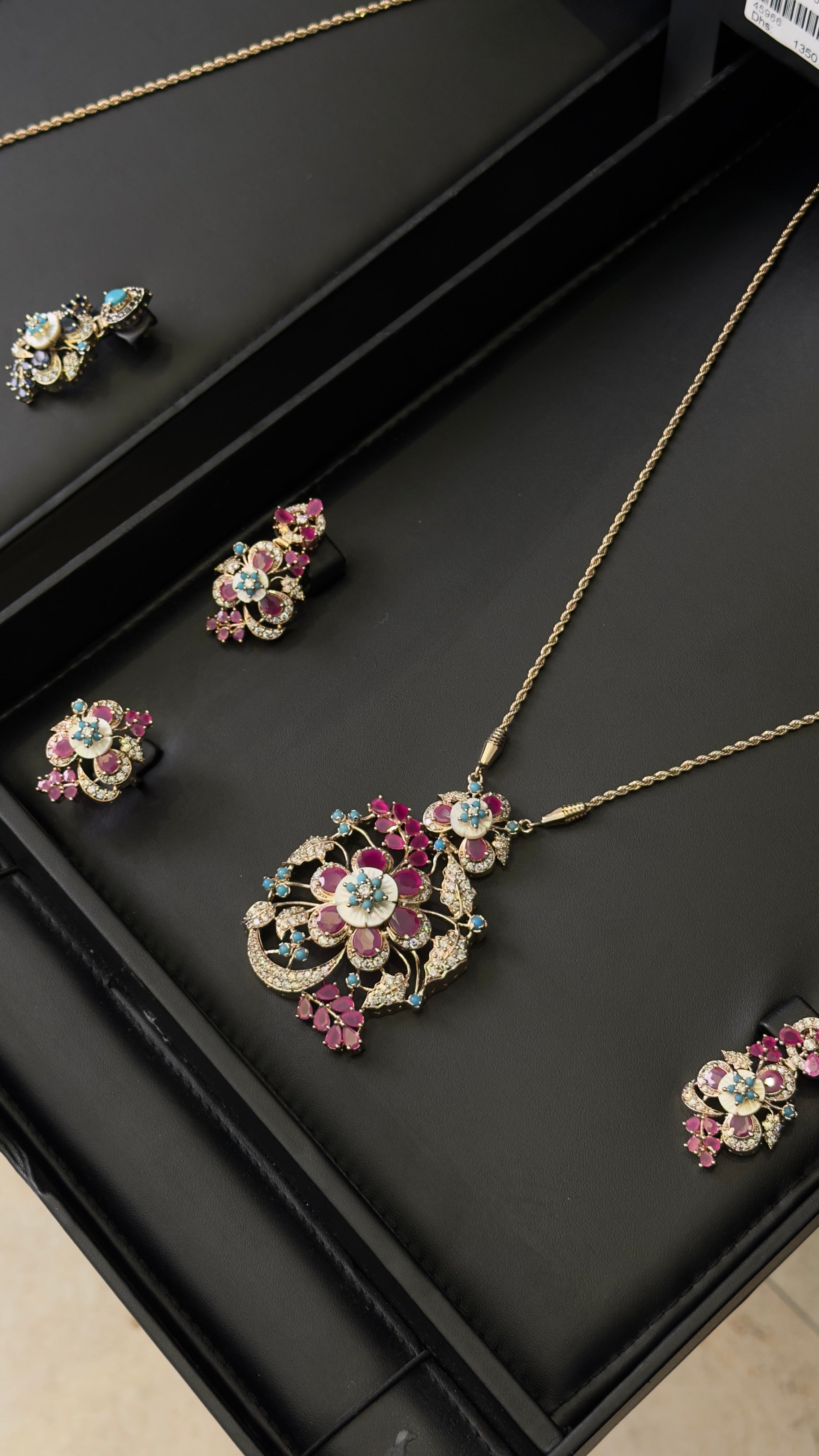 NO.041 | PINK & GOLDEN