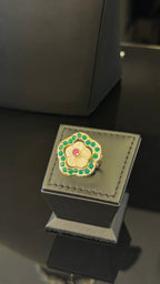 NO.031 | PEARLS & GOLDEN