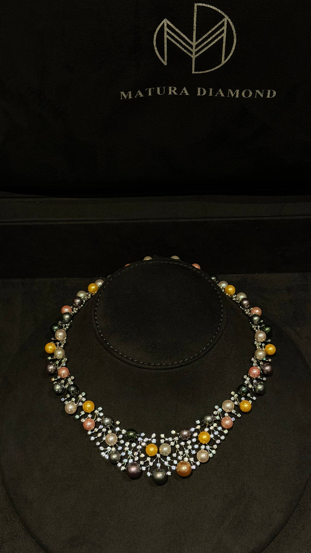 PEARLS-015 | GOLDEN & GREY