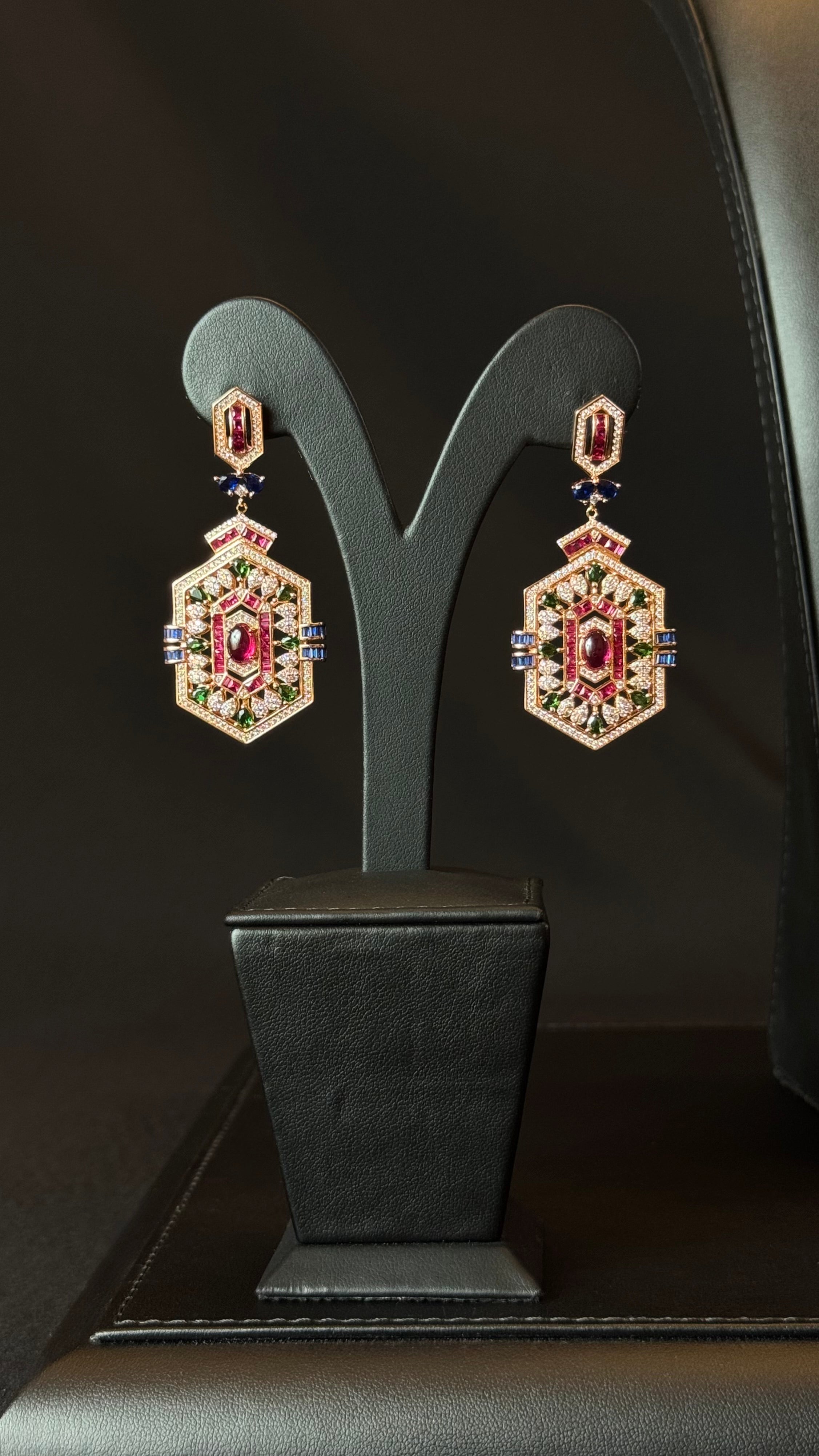 NAD SHAMMA | RED & BLUE