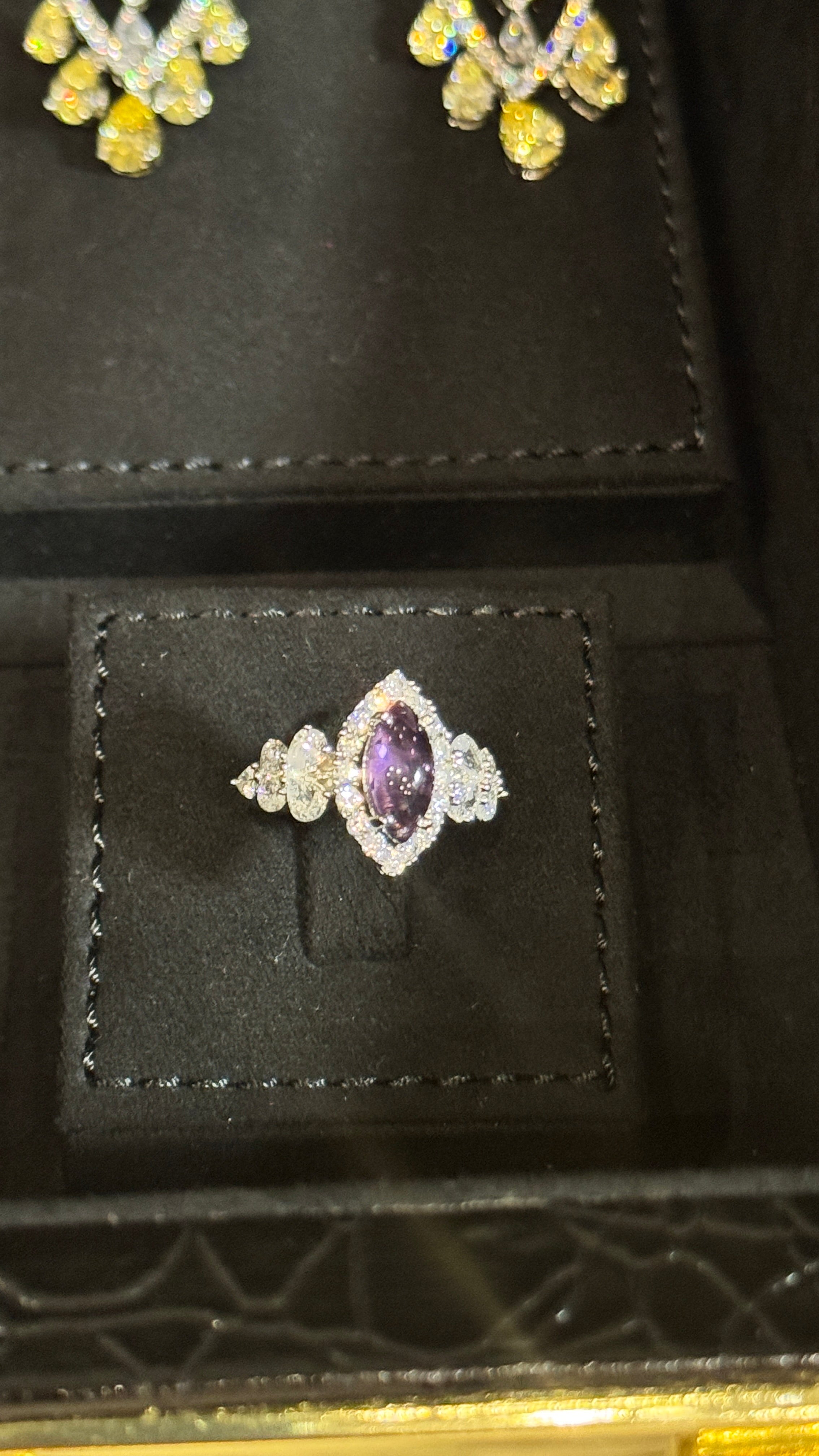 ALMAQAM | PURPLE & YELLOW