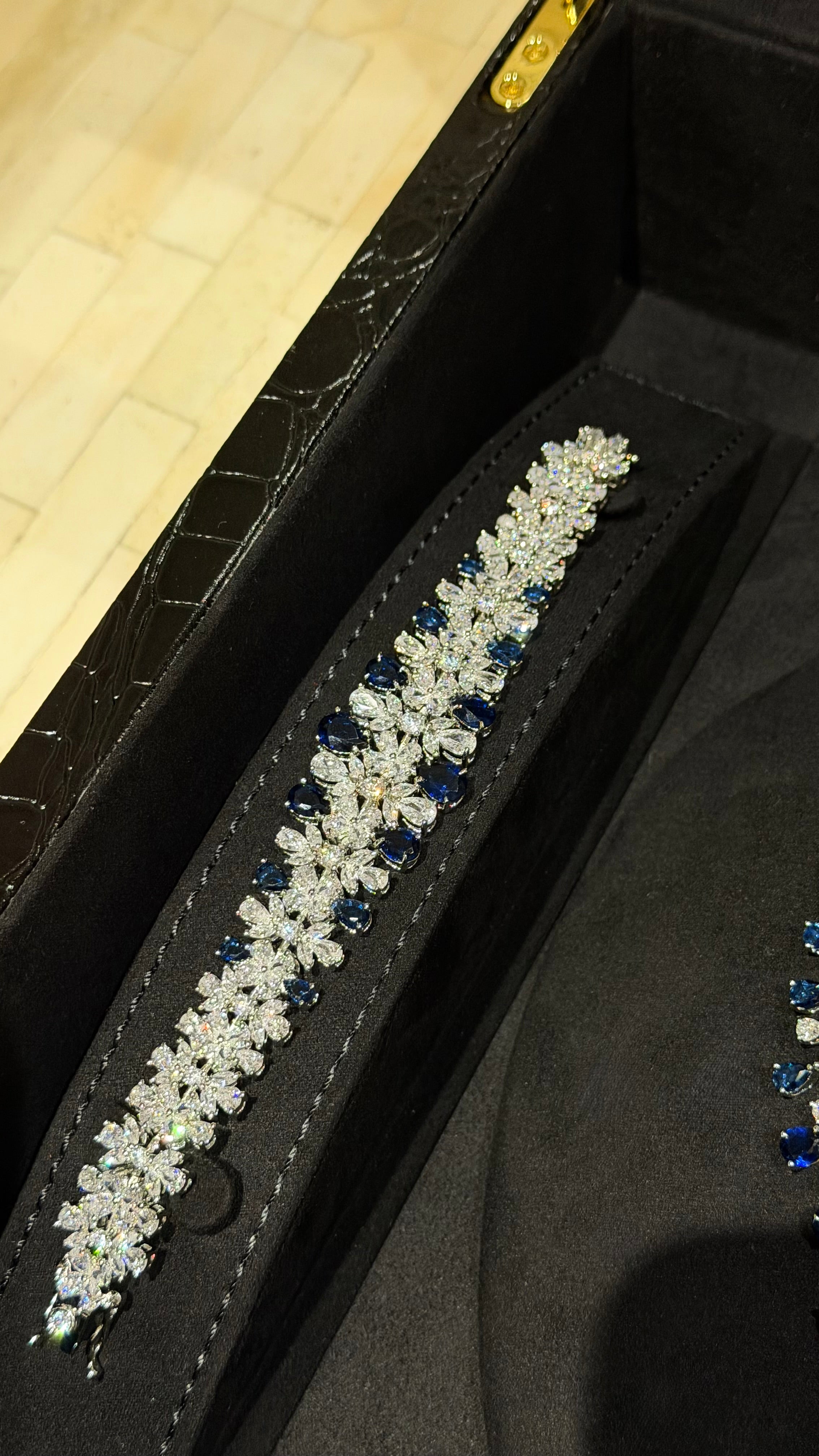 ALDHAHER | BLUE