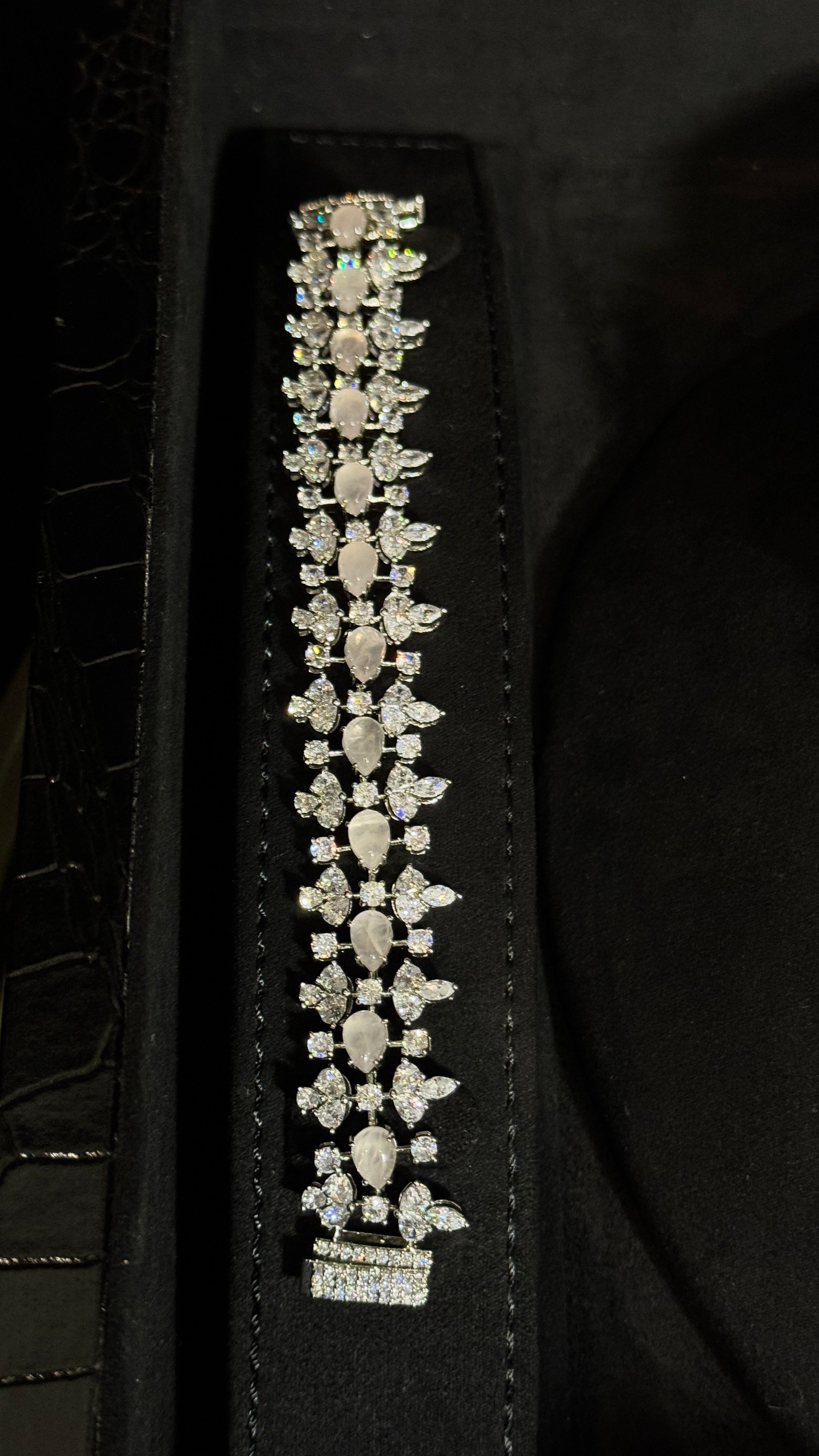 ASHARIJ | ROZE QUARTZ & PINK