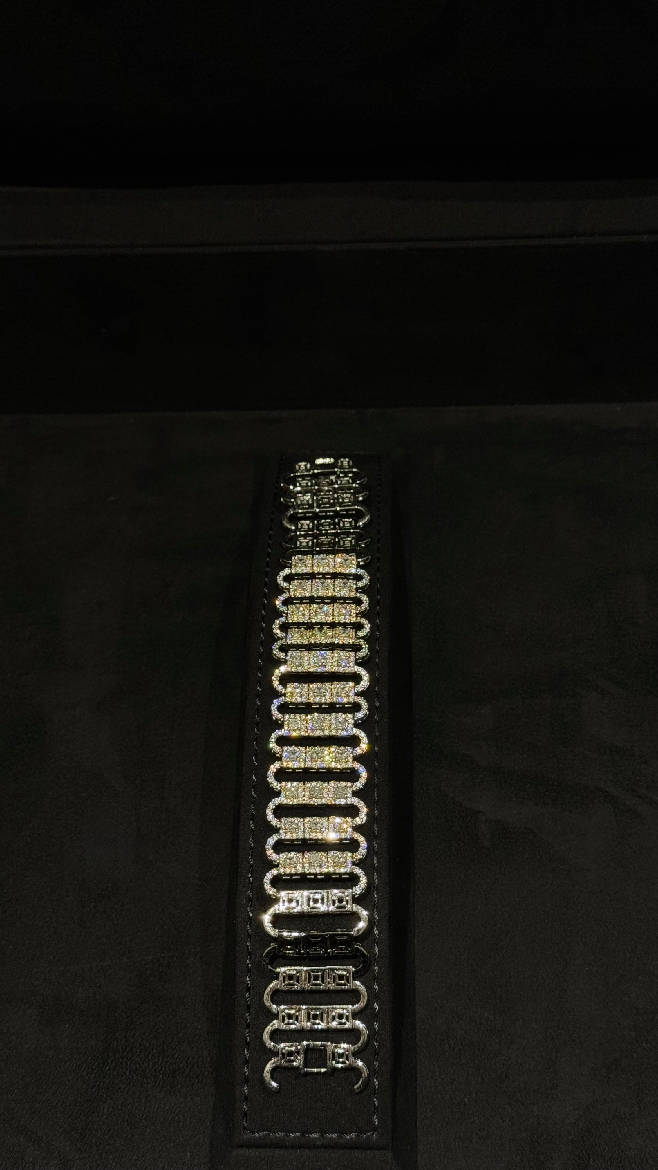 045 | BRACLATE & SILVER