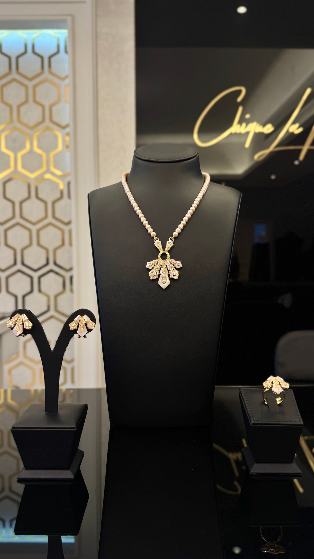 SILVER 047 | PINK & GOLDEN