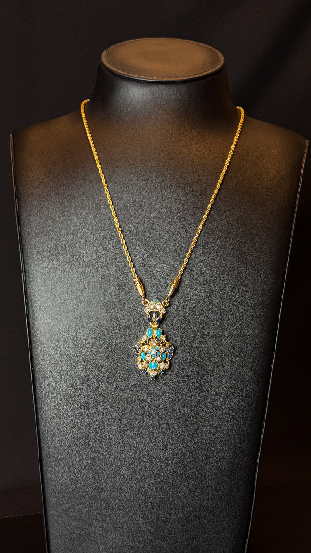 NO.015 | TUR & GOLDEN