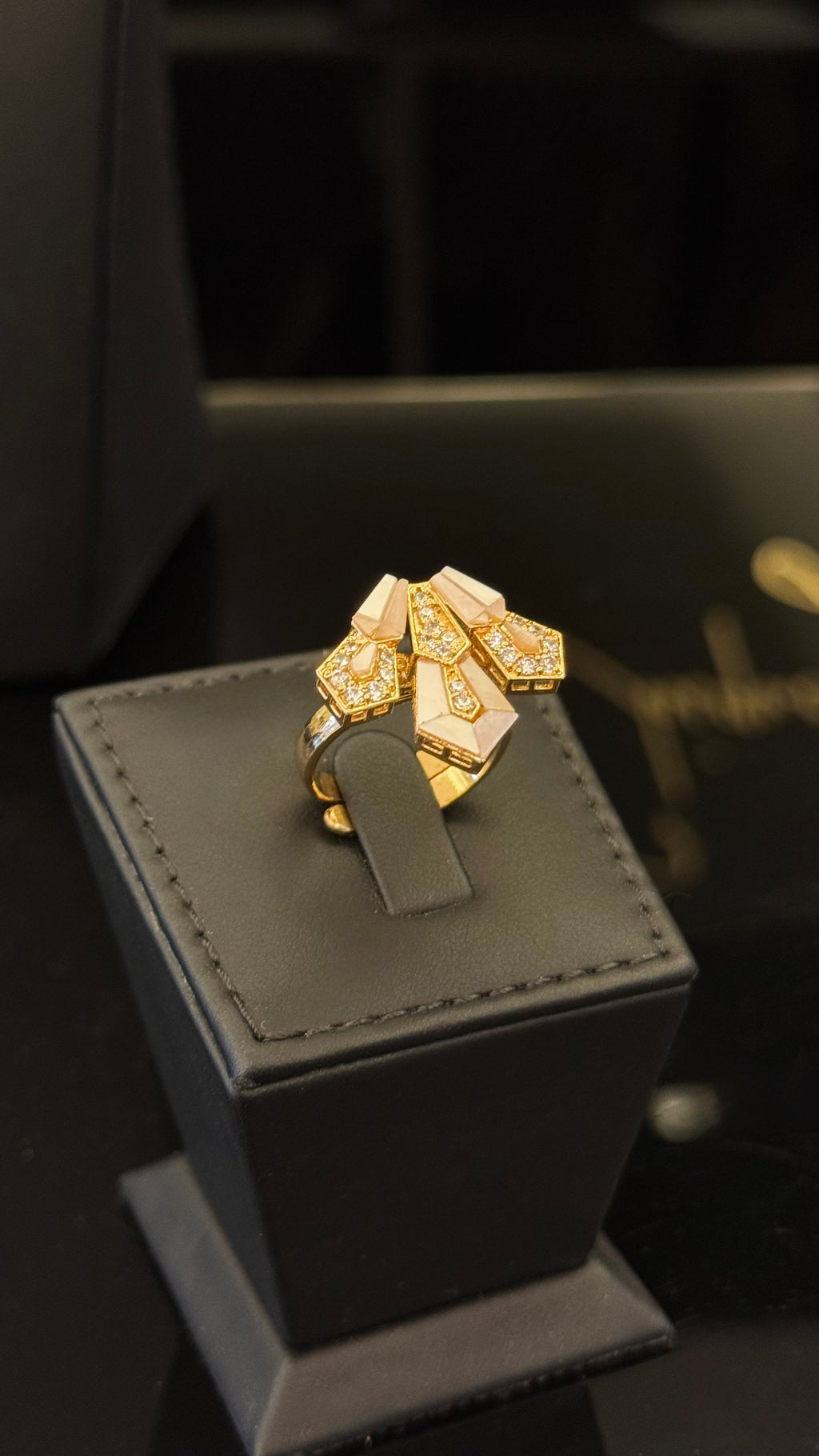 SILVER 047 | PINK & GOLDEN