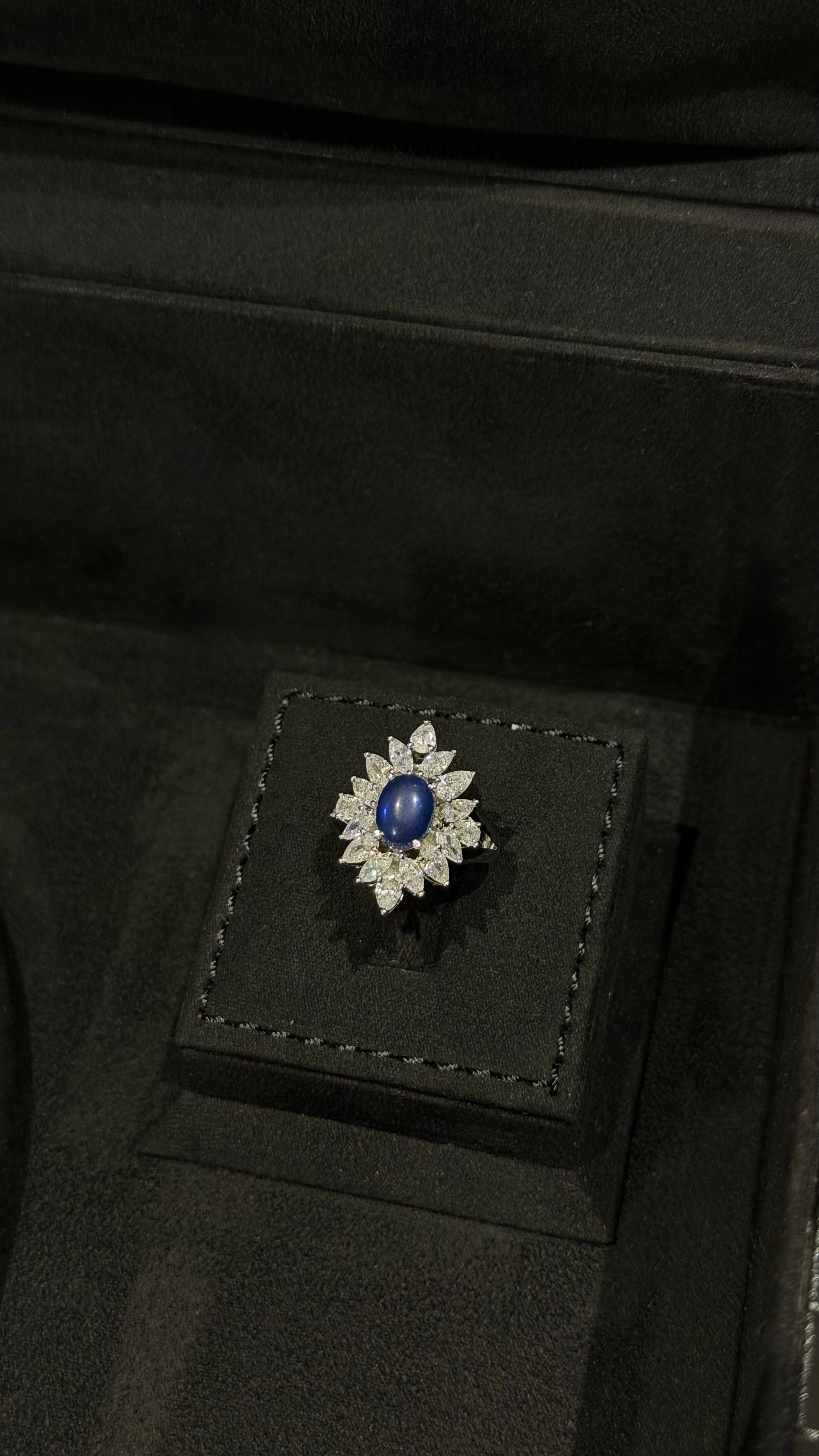 HATTA | BLUE & LINES