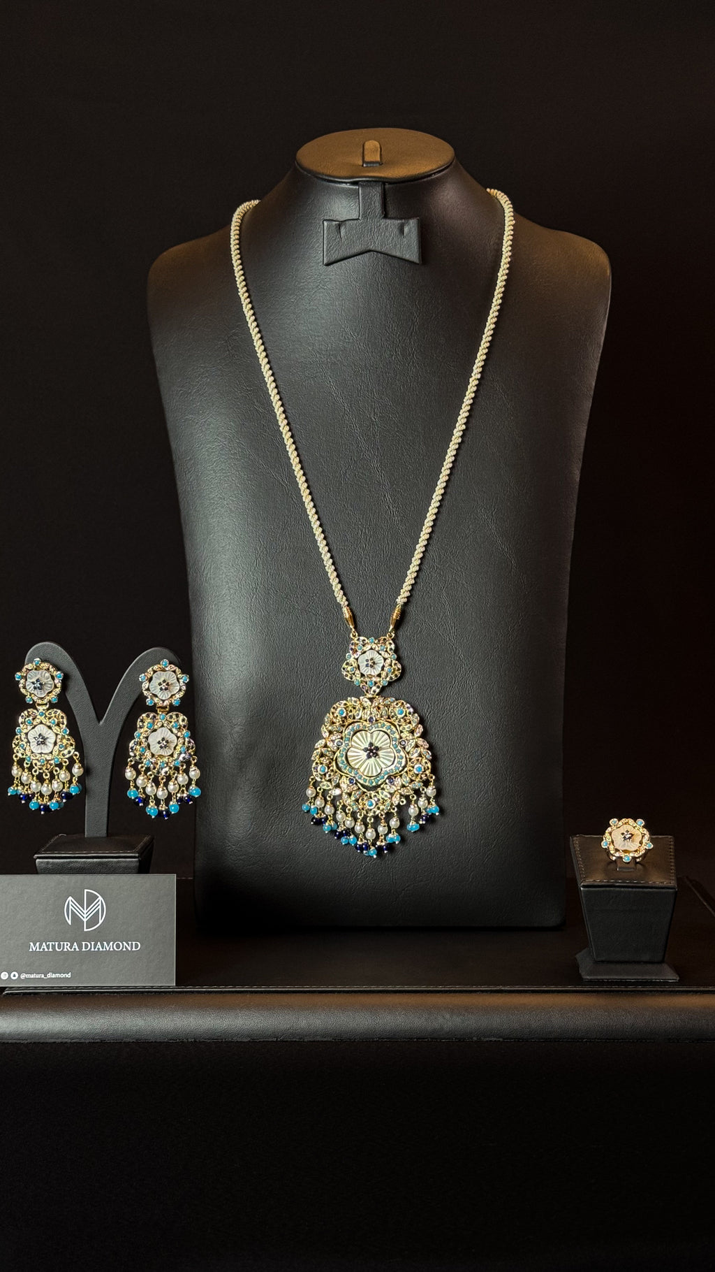 NO.020 | PEARLS & TUR & GOLDEN