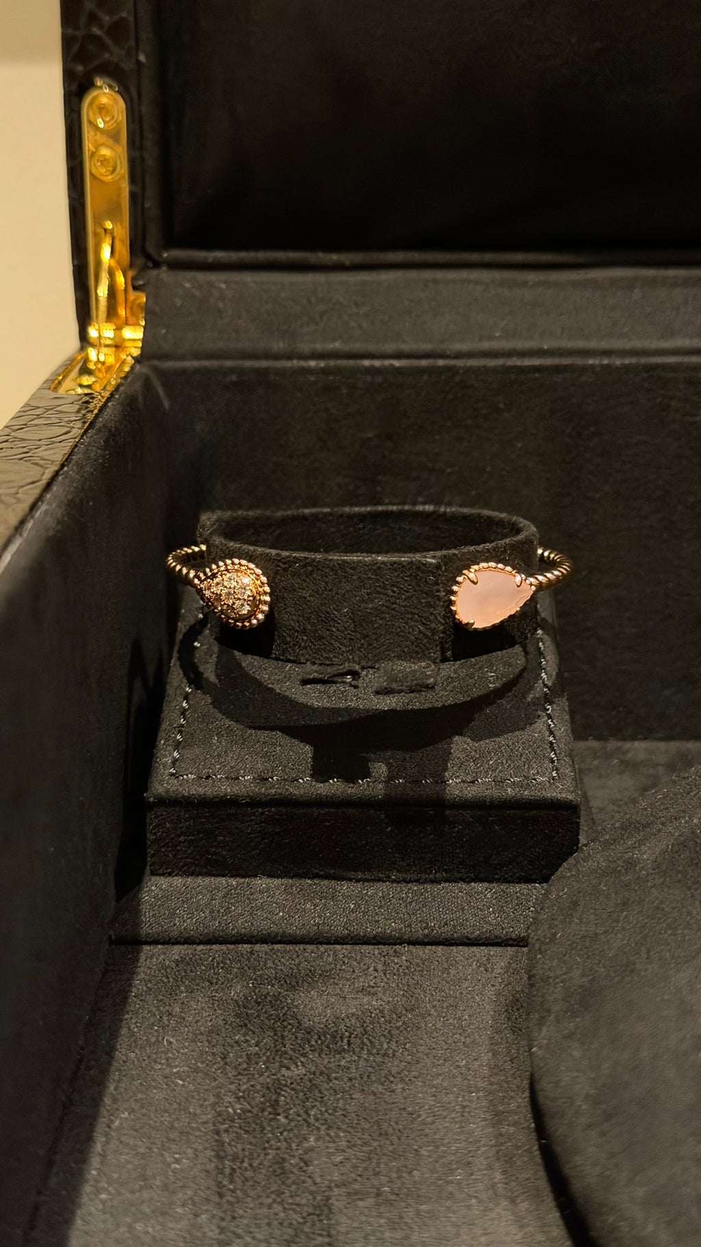 BUSHRA | PINK & R.GOLDEN