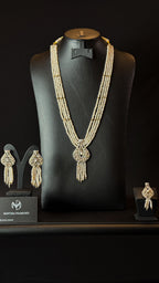 MZON | PEARLS & WHITE