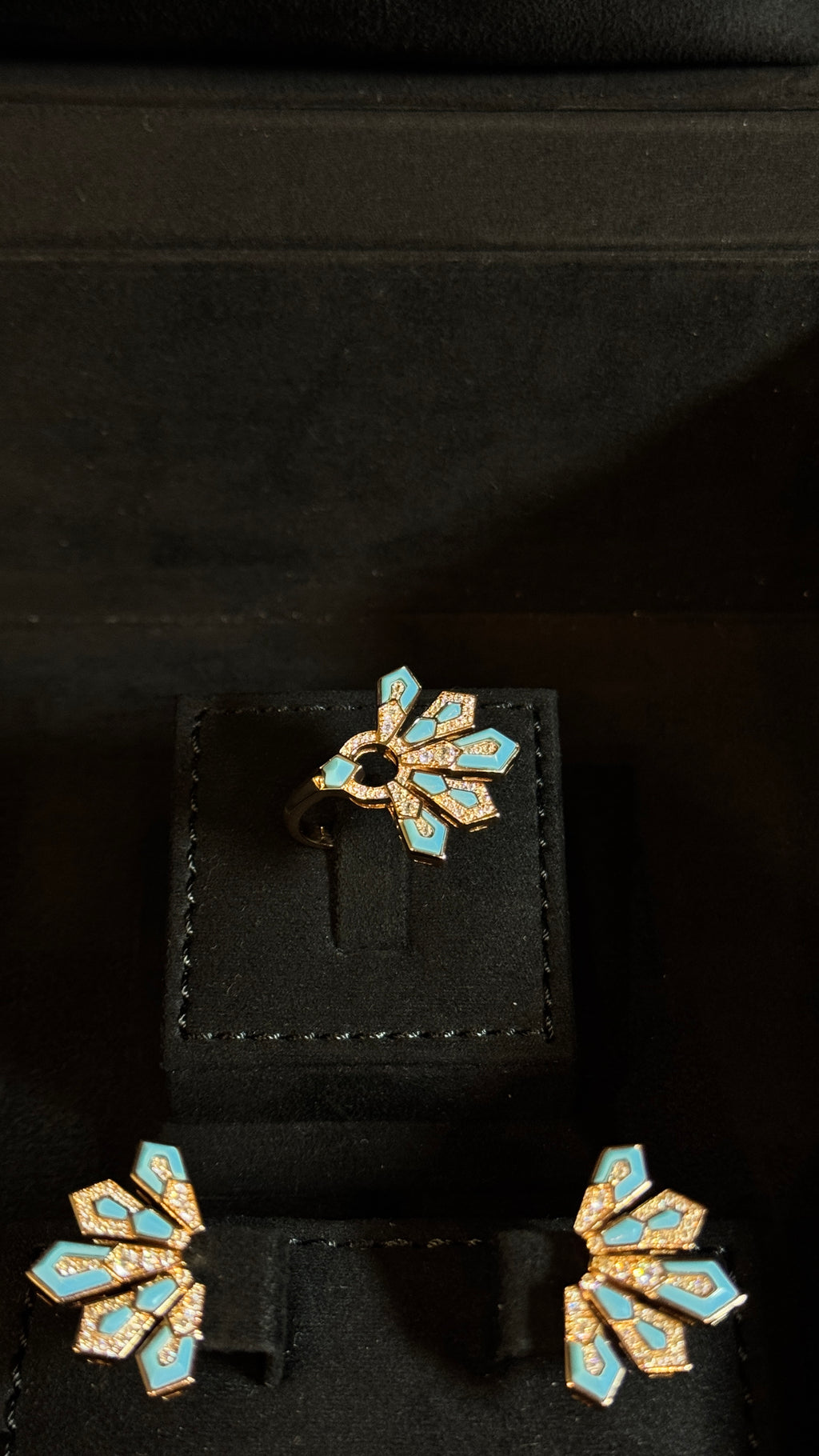 ALMINHAL | TURQUOISE