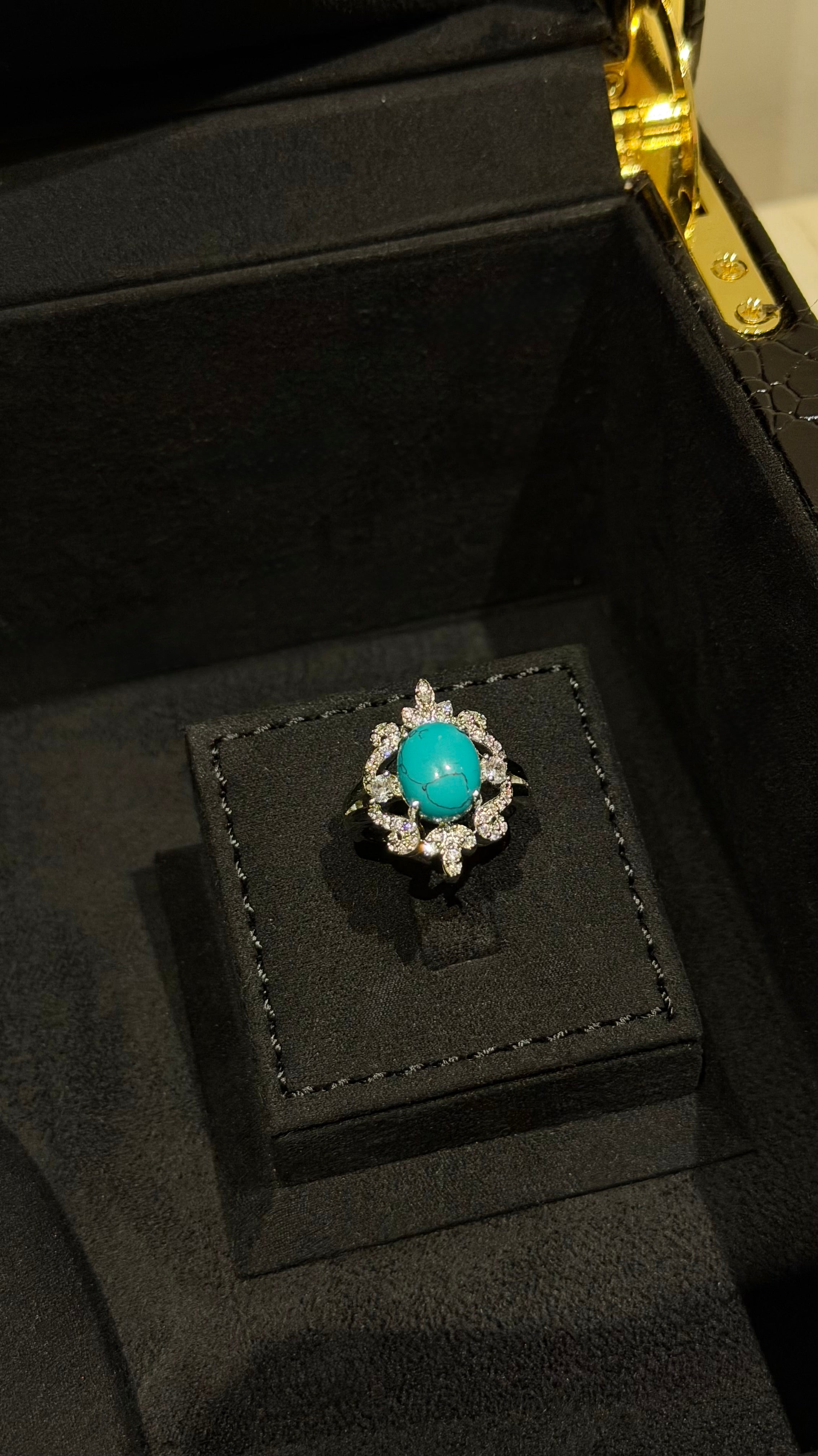 MAZYAD | TURQUOISE & GREEN