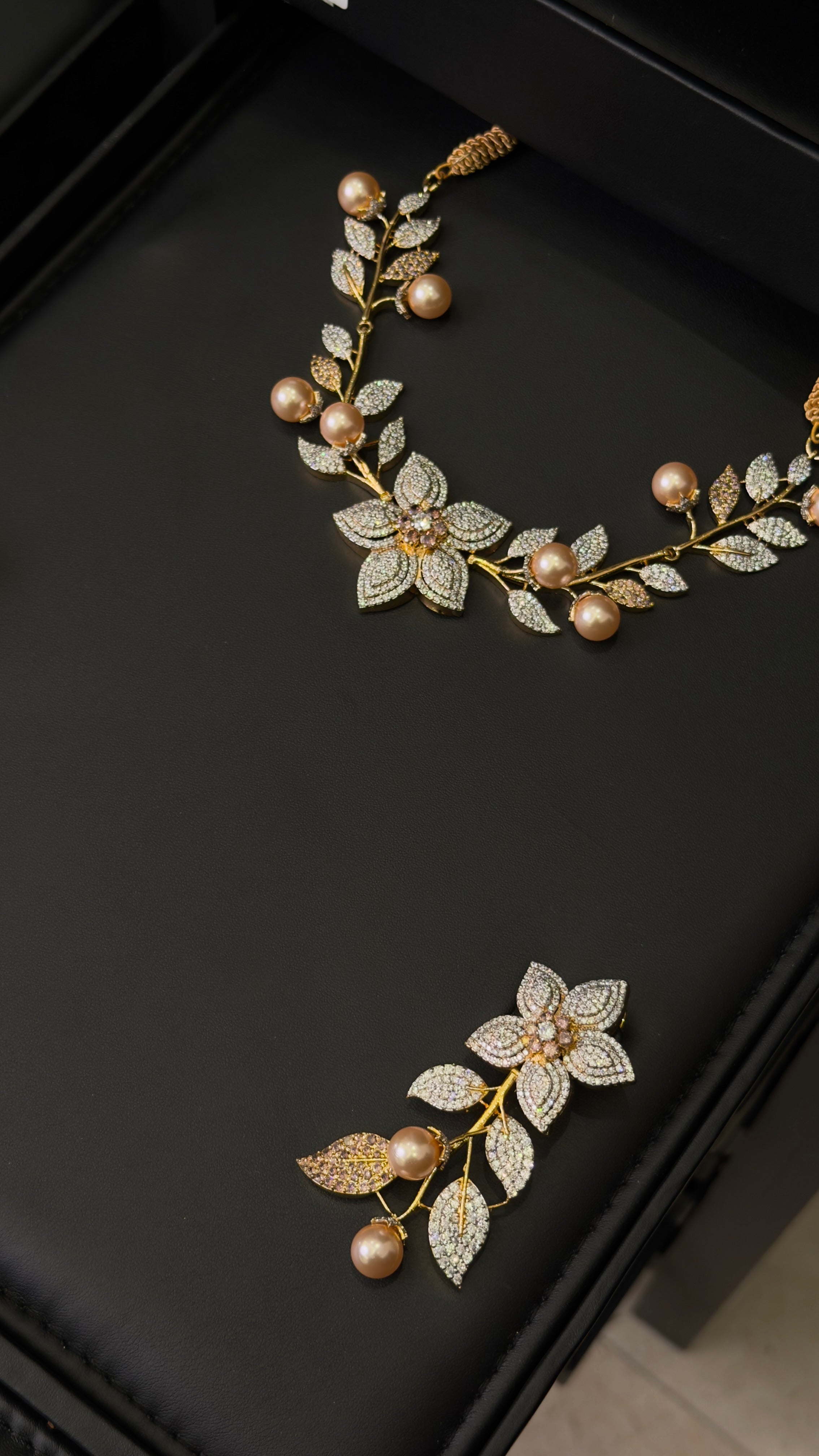 036 | FLOWER & SILVER & GOLDEN
