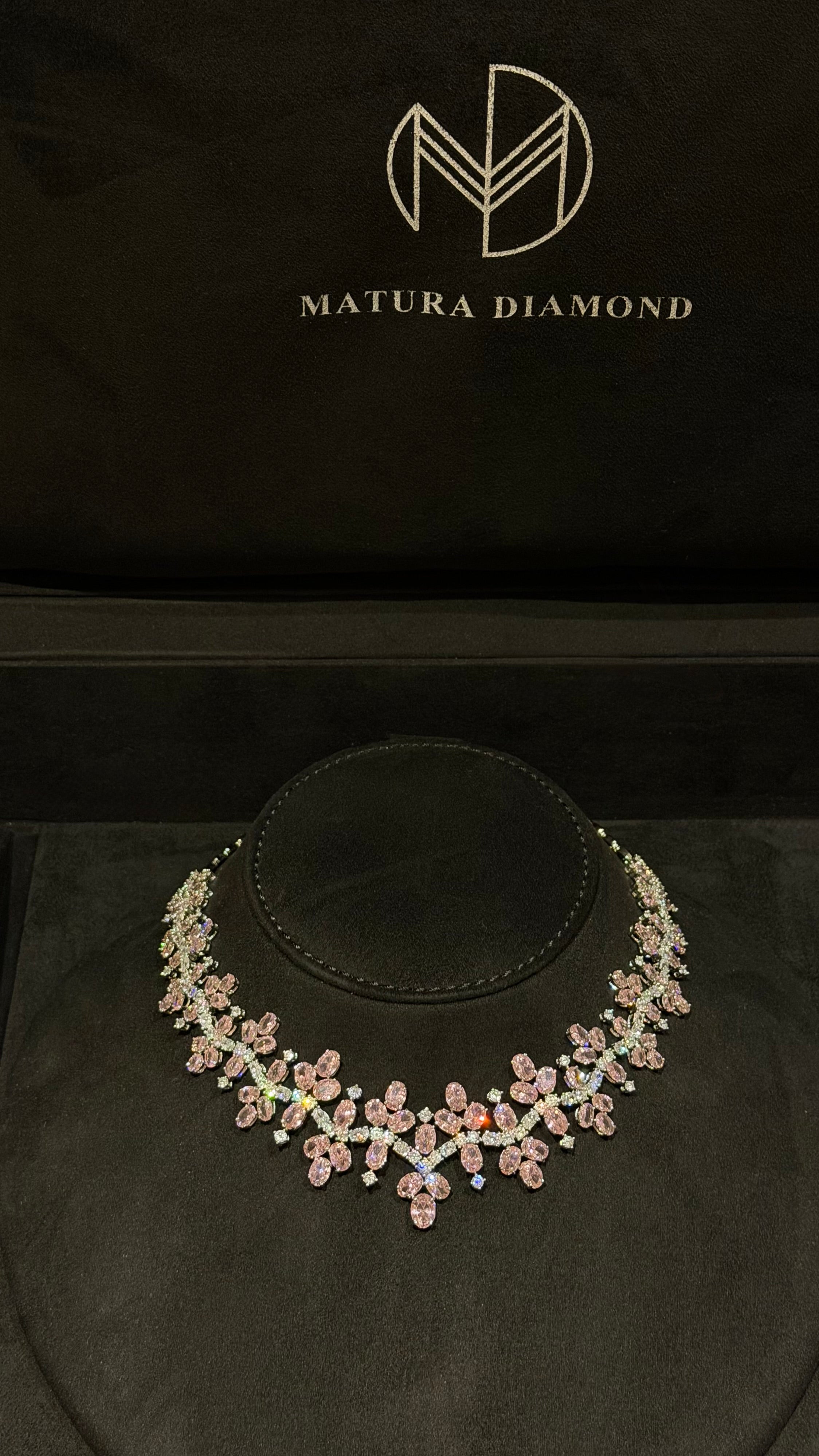 NAJWA | PINK