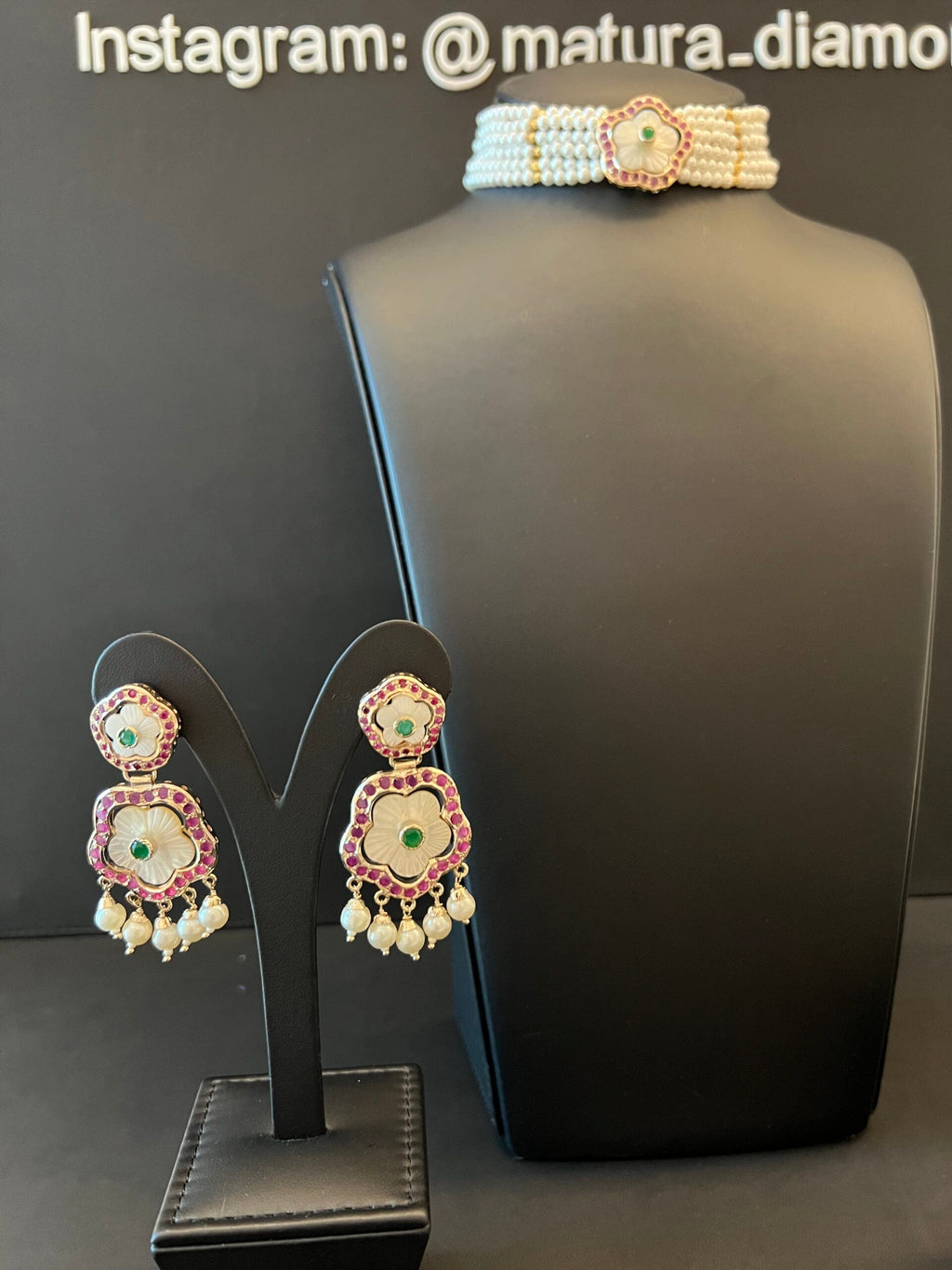 NO.024 | PEARLS & GOLDEN