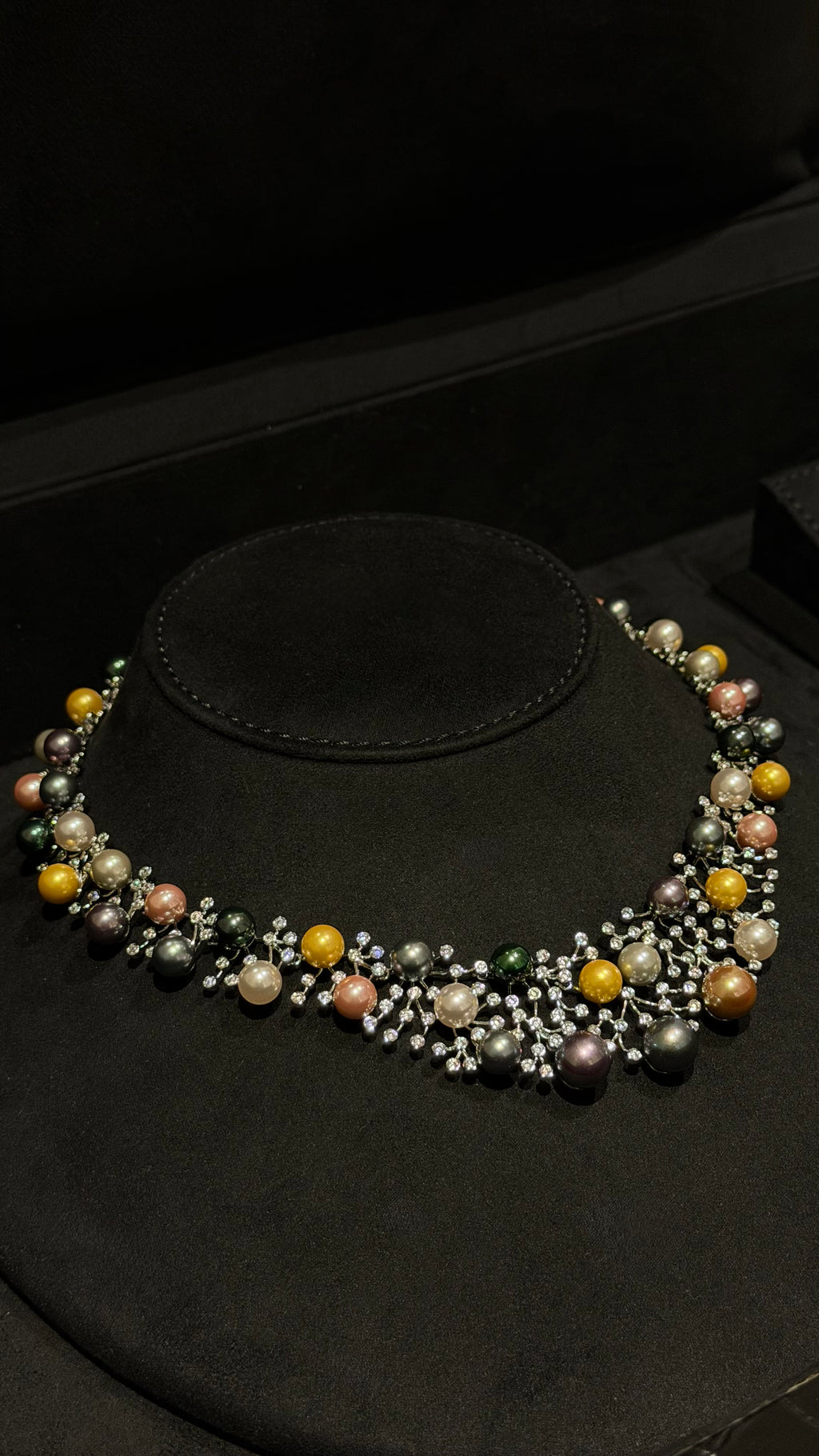 PEARLS-015 | GOLDEN & GREY