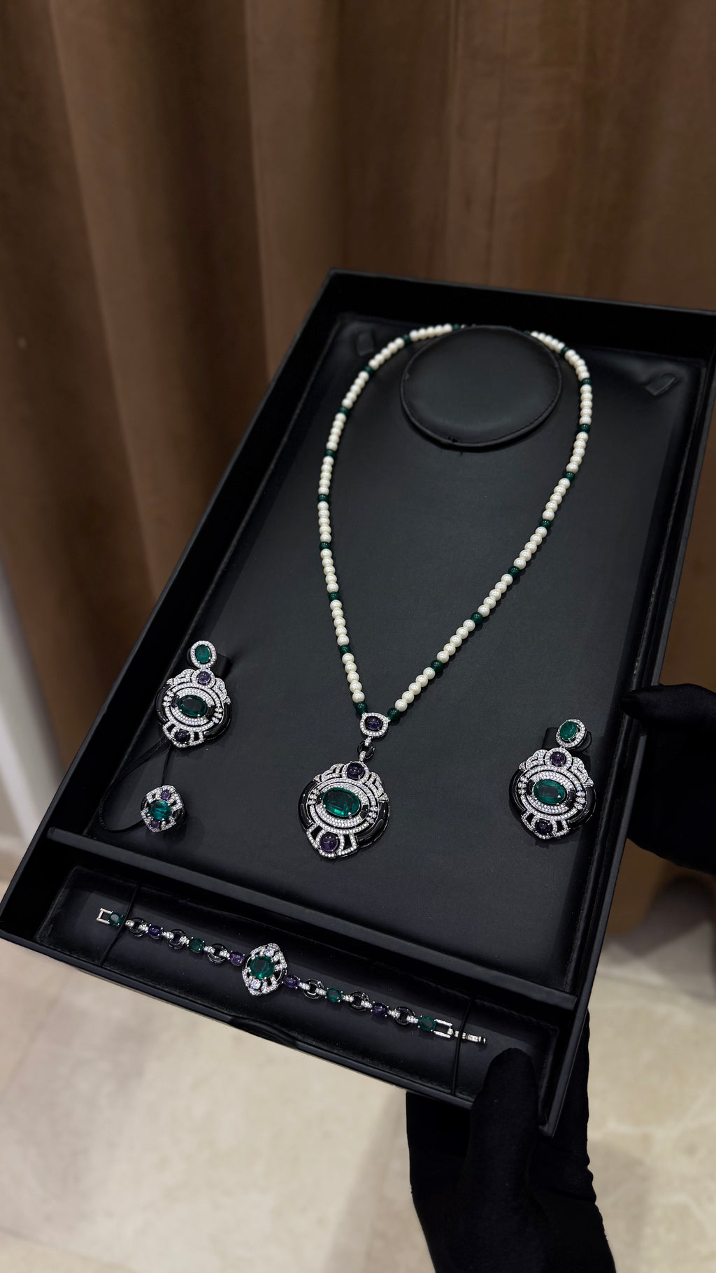 ALZAHIA | PEARLS & PURPLE & GREEN