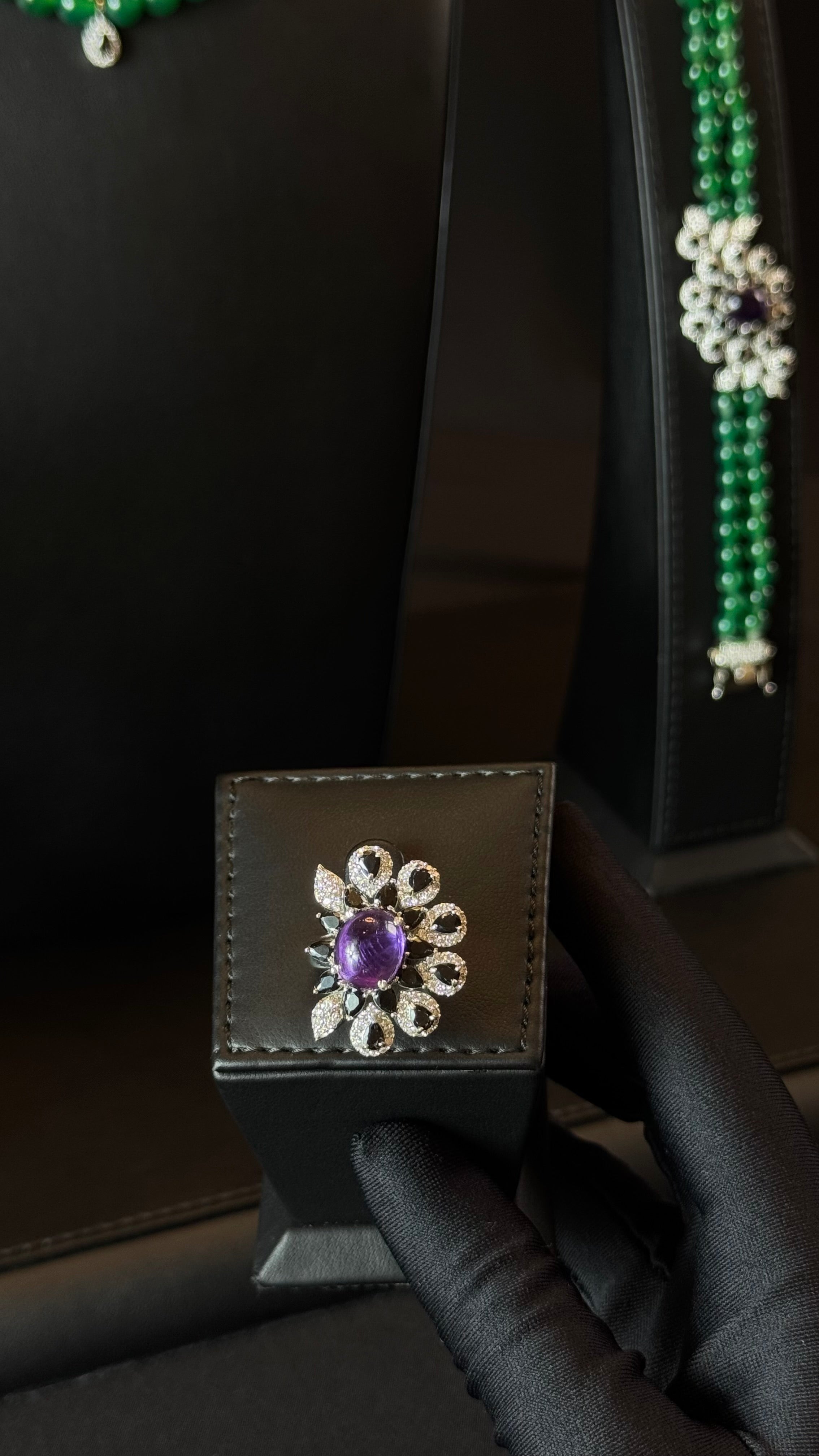 NAKHEEL | GREEN & PURPLE & BLACK