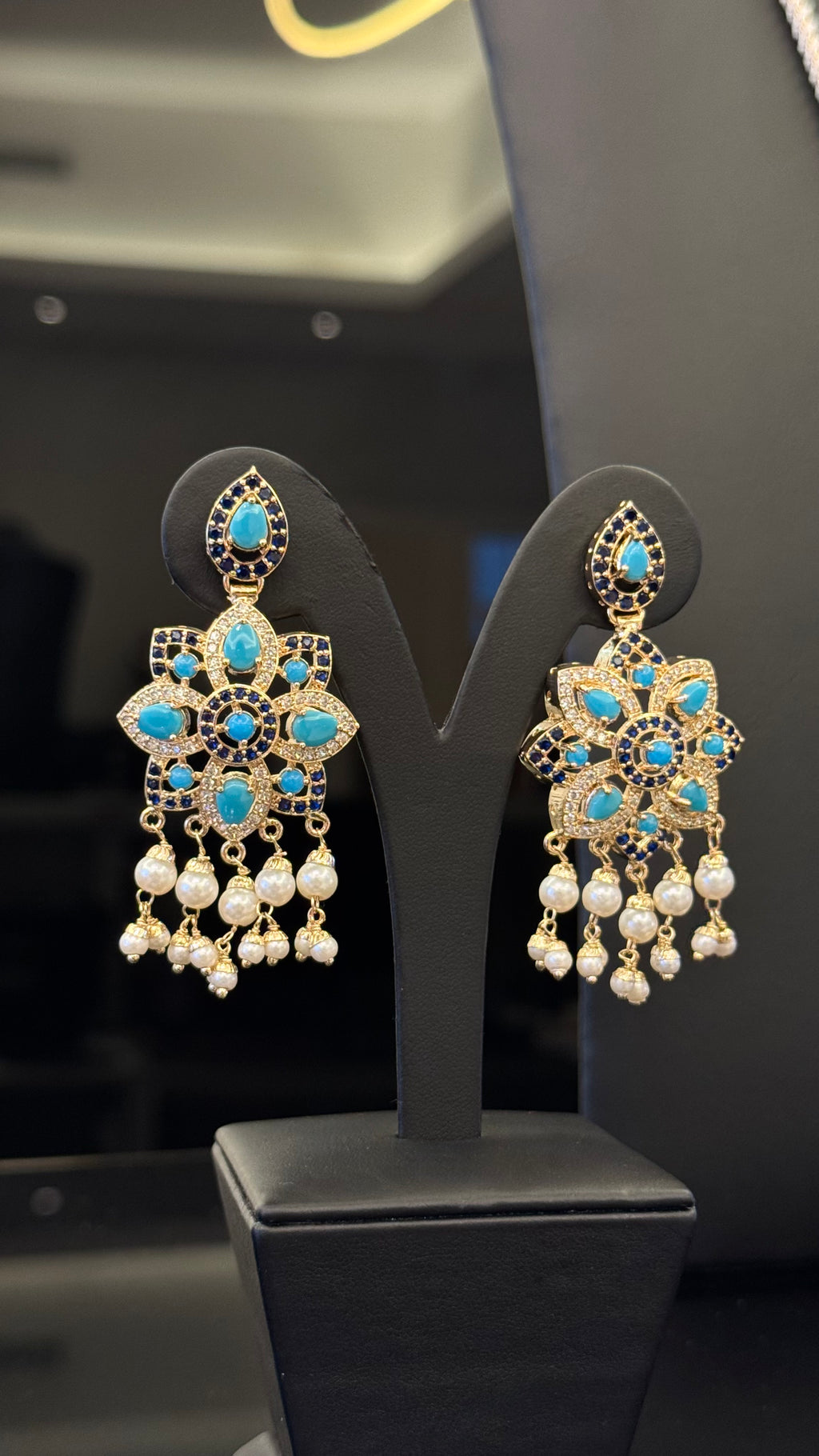 NO.070 | BLUE & TUR & FLOWERS