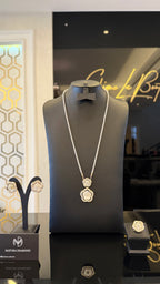 NO.046 | WHITE & PEARLS