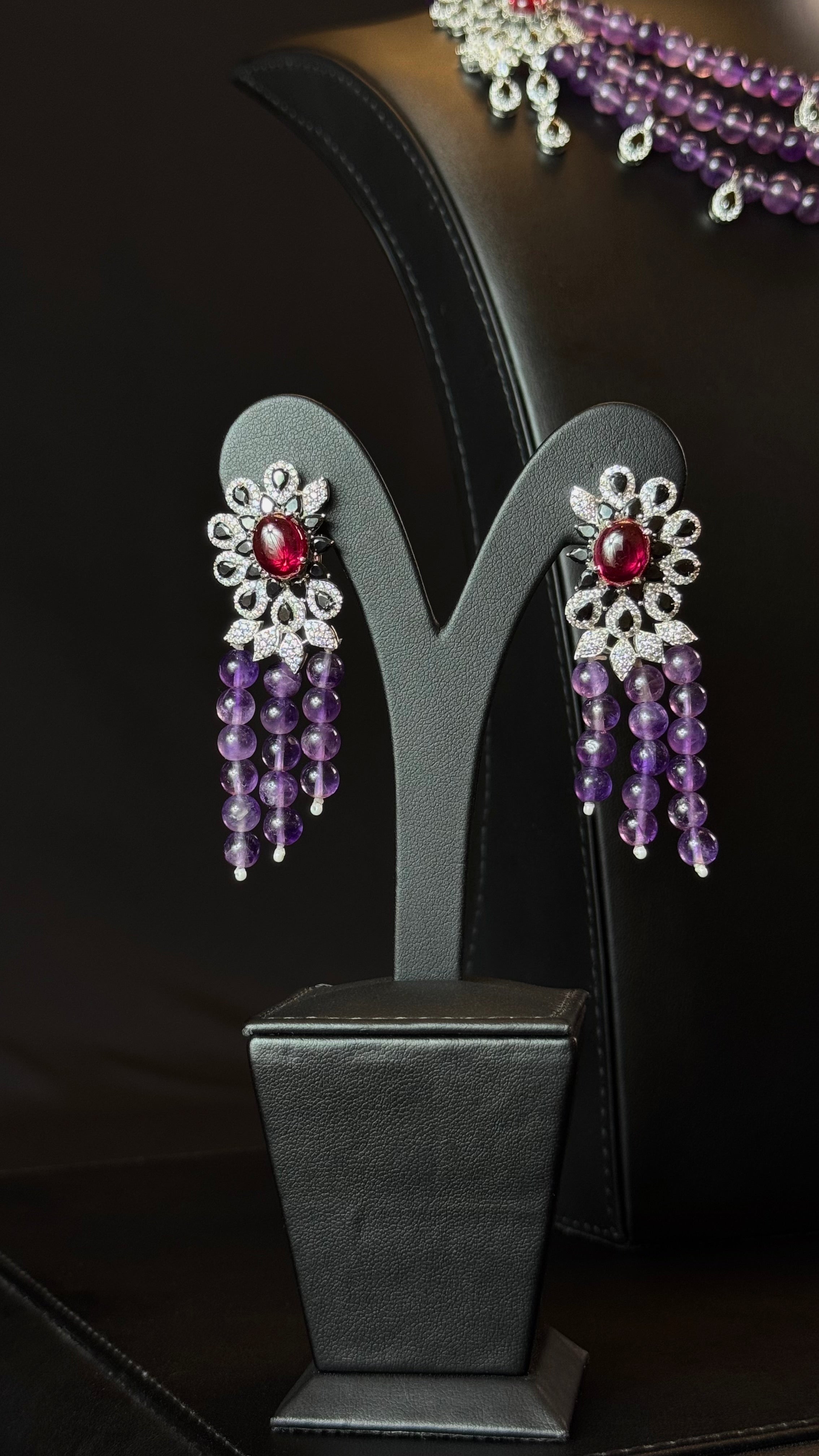 NAKHEEL | PURPLE & RED & BLACK