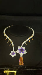 FL10 | ORANGE & CHOKER