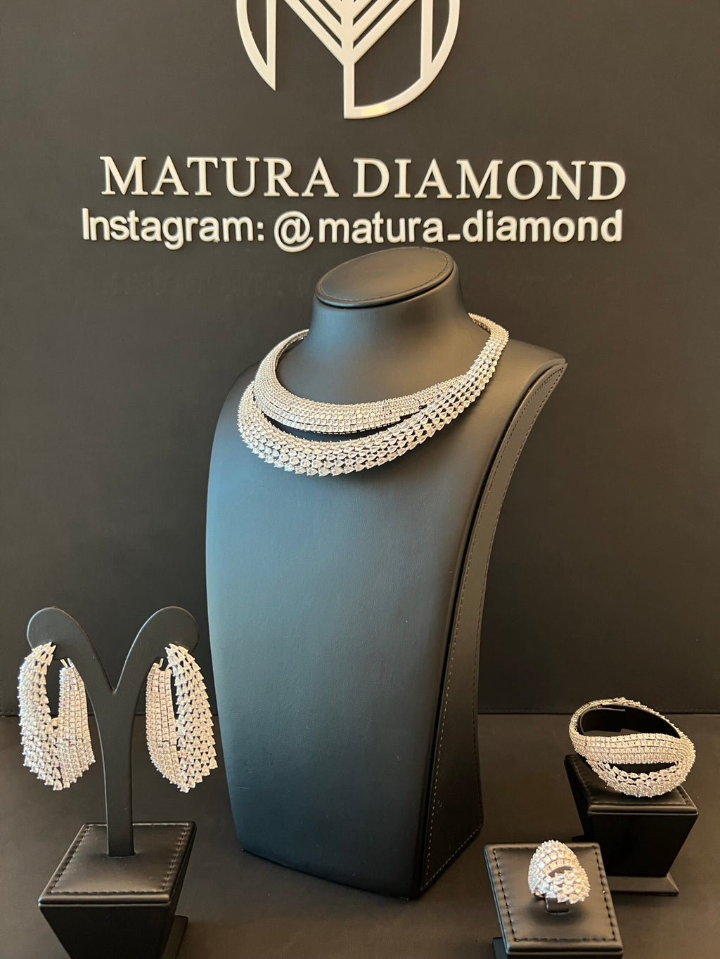 MADINAT ZAYED | WHITE