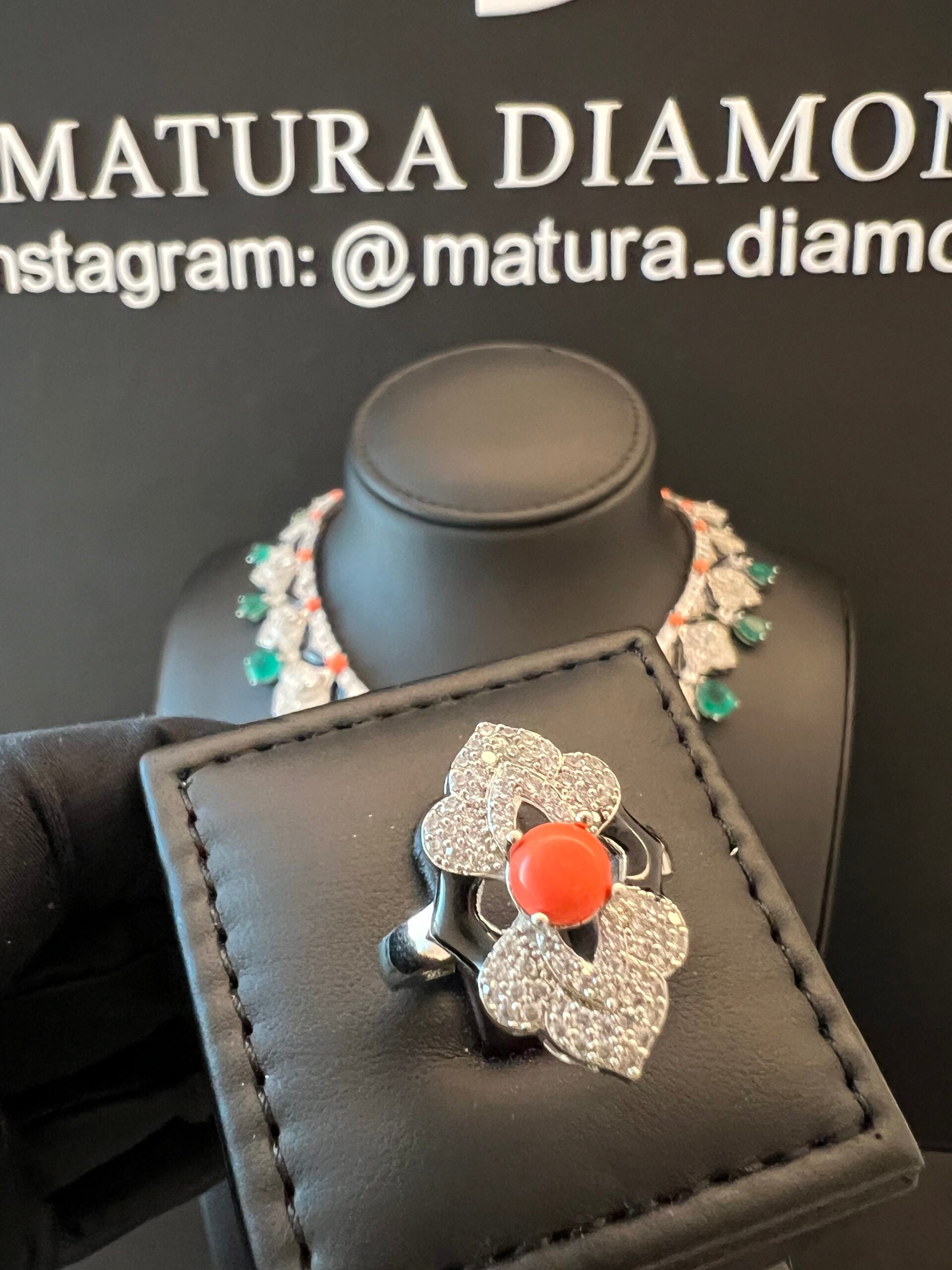 RAWAN | GREEN & ORANGE