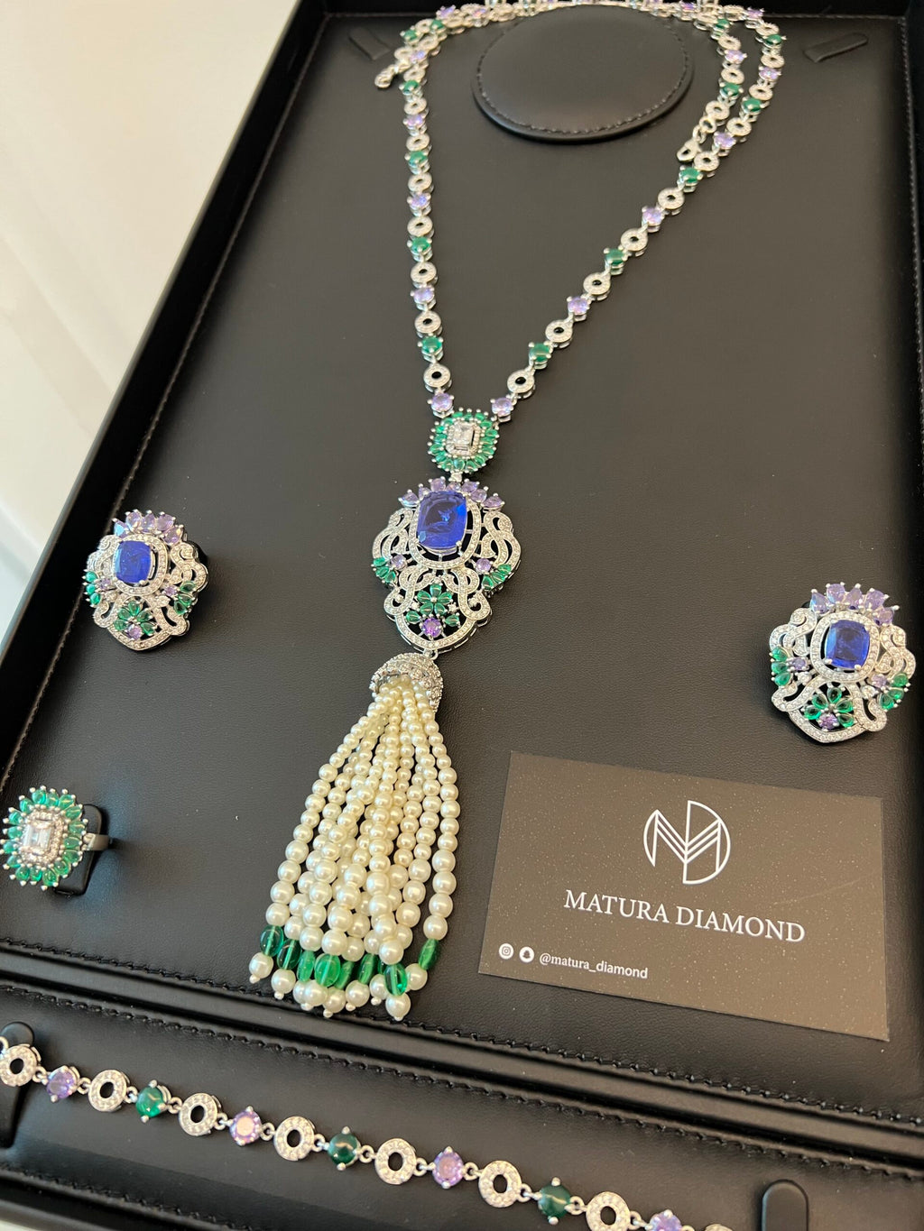 NOJOOD | PURPLE GREEN & PEARLS