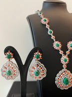 MZNA | GREEN & ORANGE