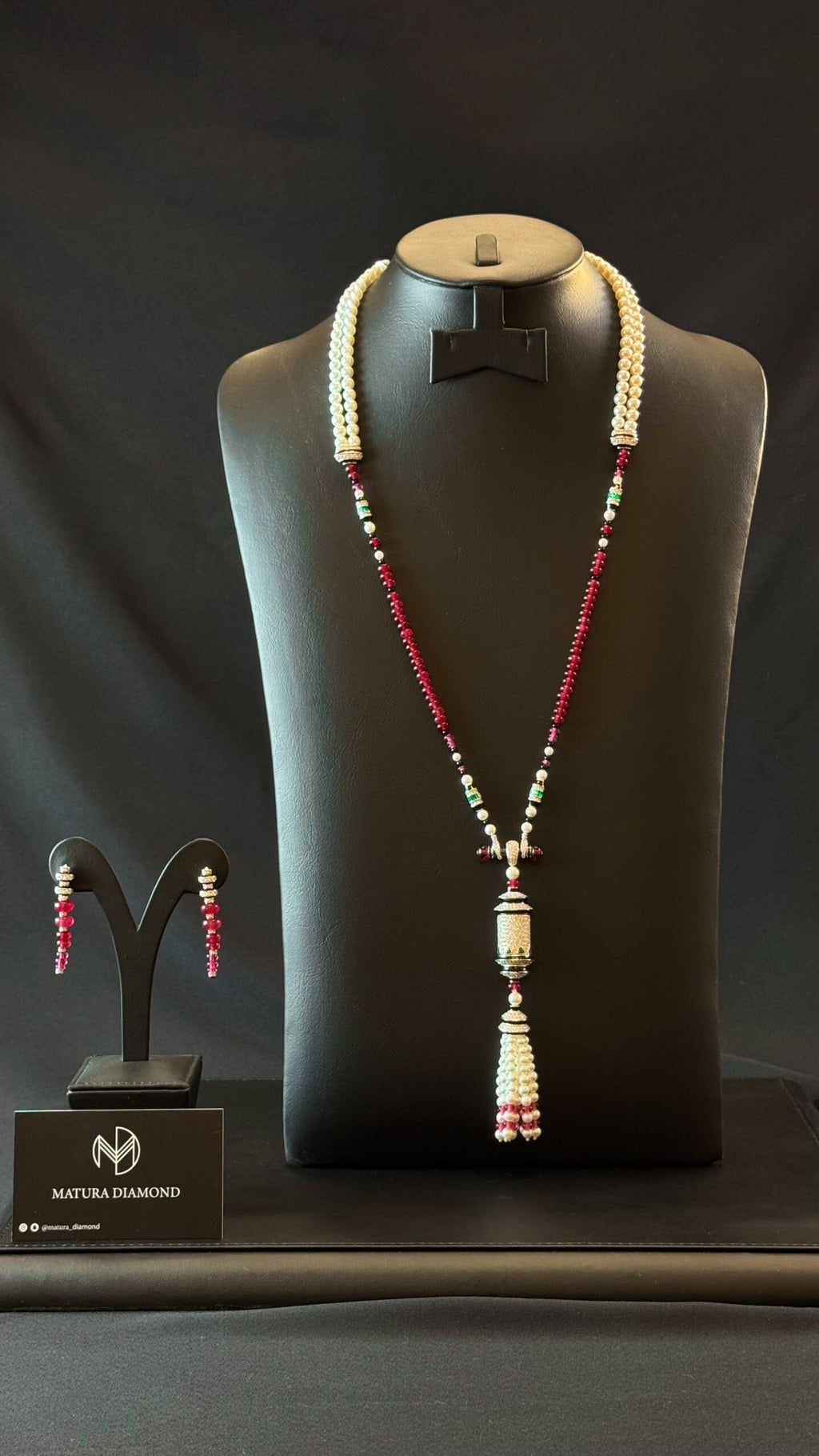 ALSUYOH | PEARLS & RED & BLACK